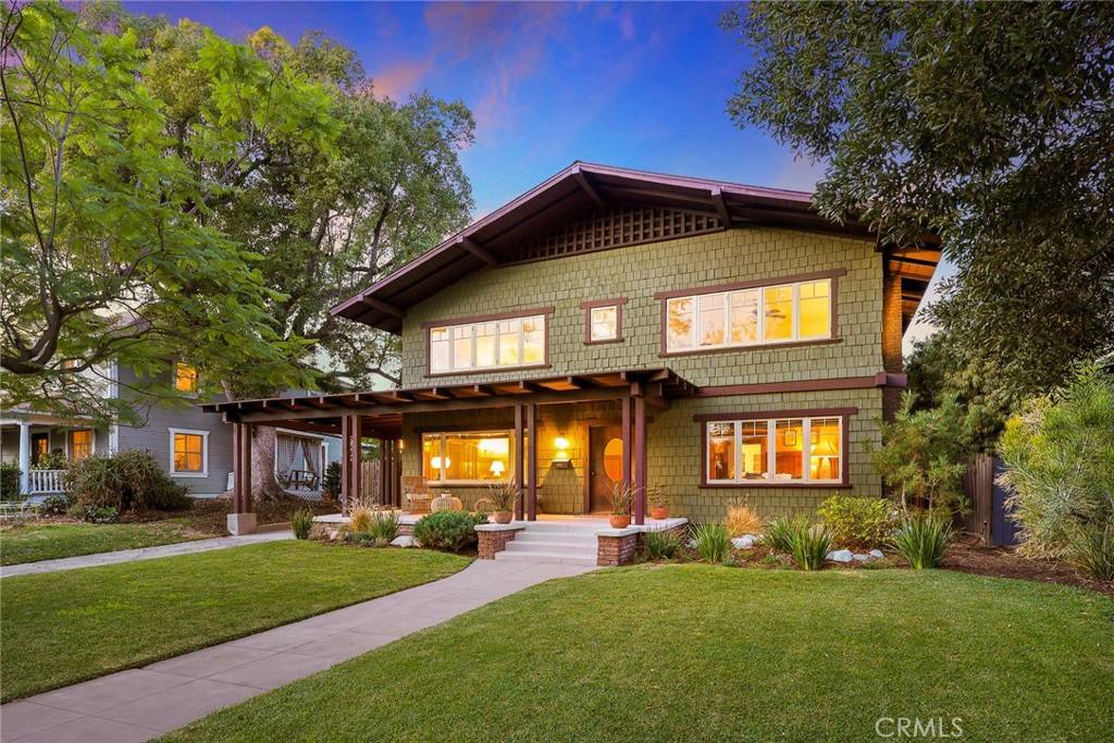 Pasadena, CA 91106,1661 Las Lunas