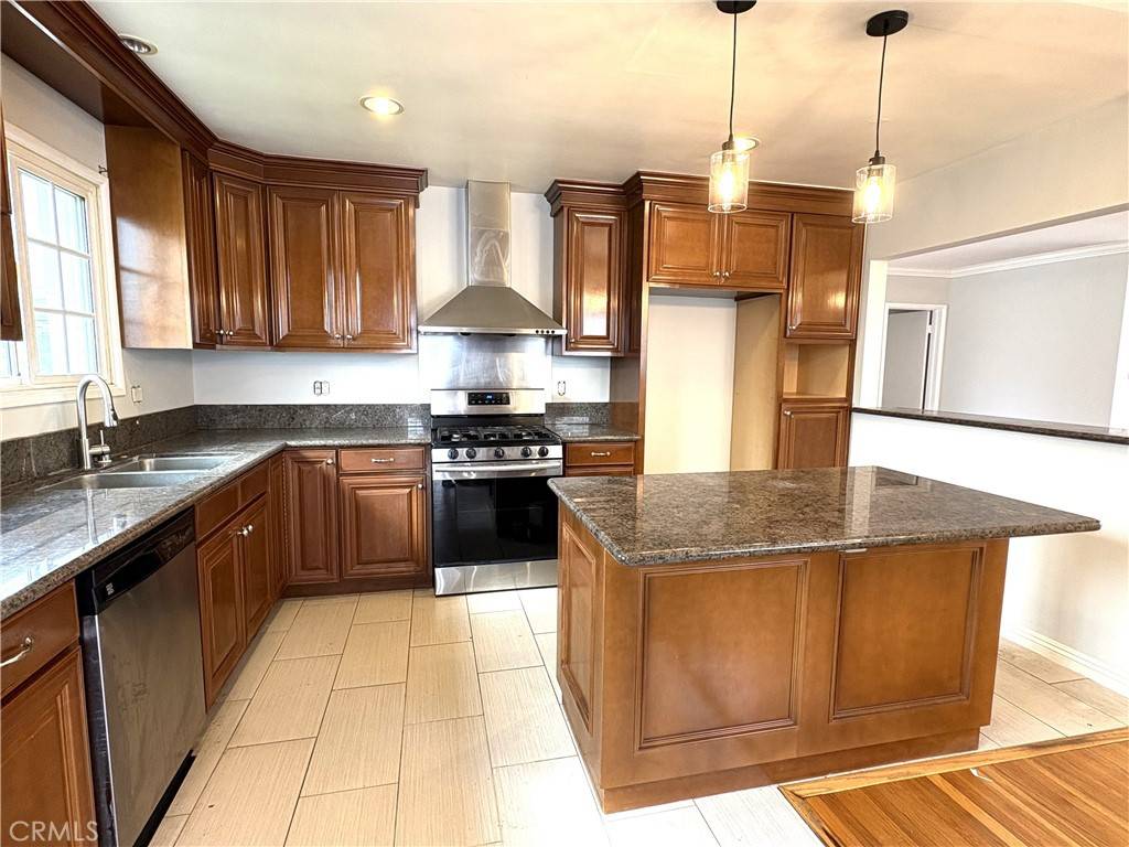 Monterey Park, CA 91755,1756 Mancha WAY