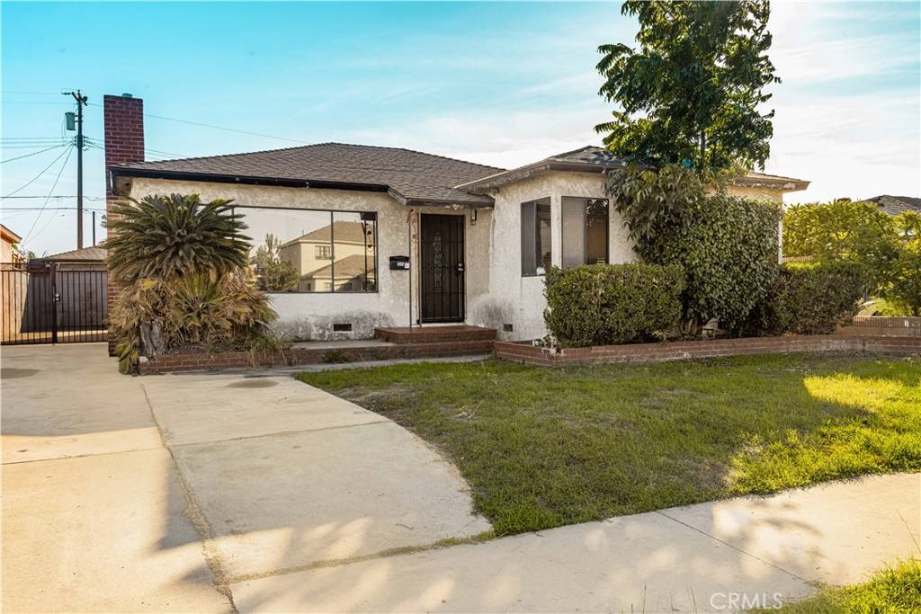 Bellflower, CA 90706,9044 Oak ST