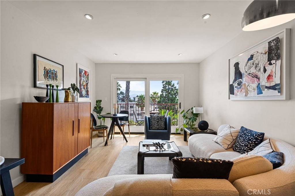 Los Angeles, CA 90027,3407 Huxley ST #39