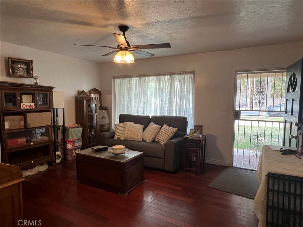 Azusa, CA 91702,426 W 1st ST