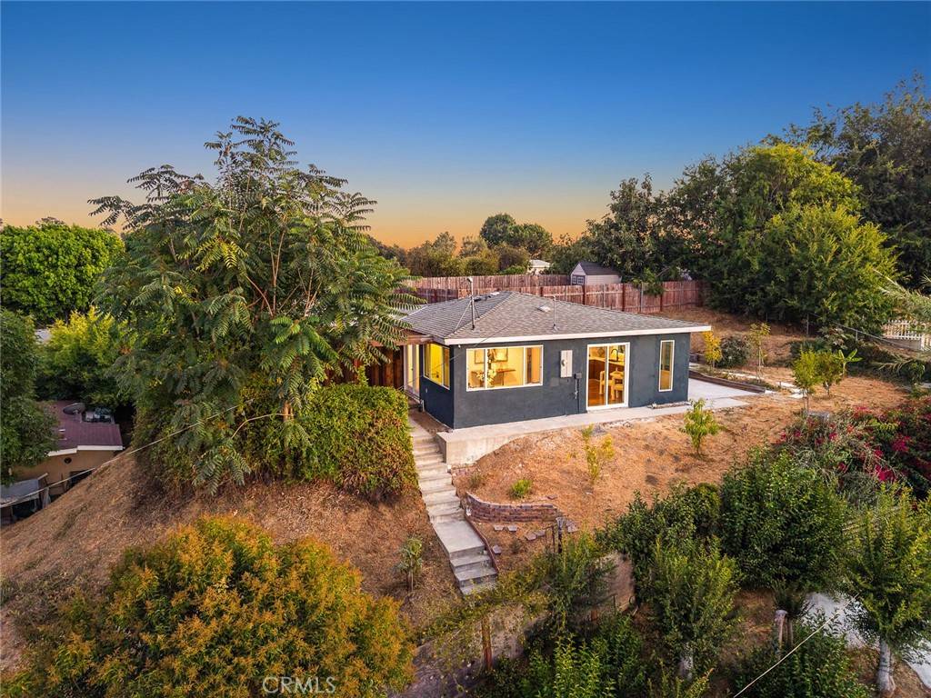 Monterey Park, CA 91754,304 W Graves AVE