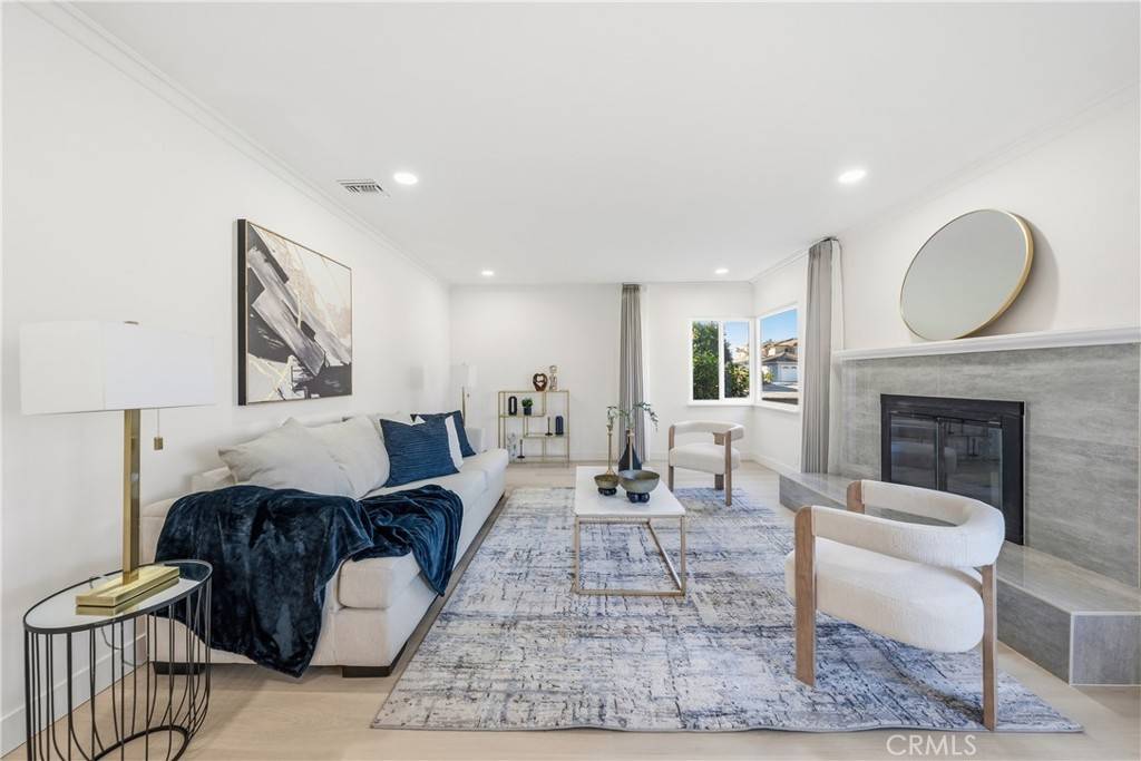 Arcadia, CA 91006,230 E Pamela Rd