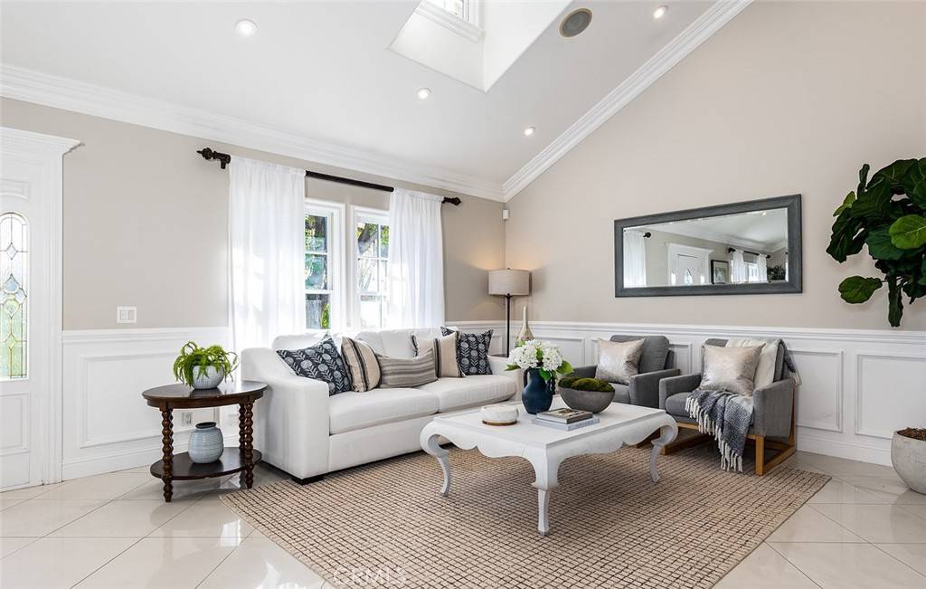 San Marino, CA 91108,559 Huntington DR