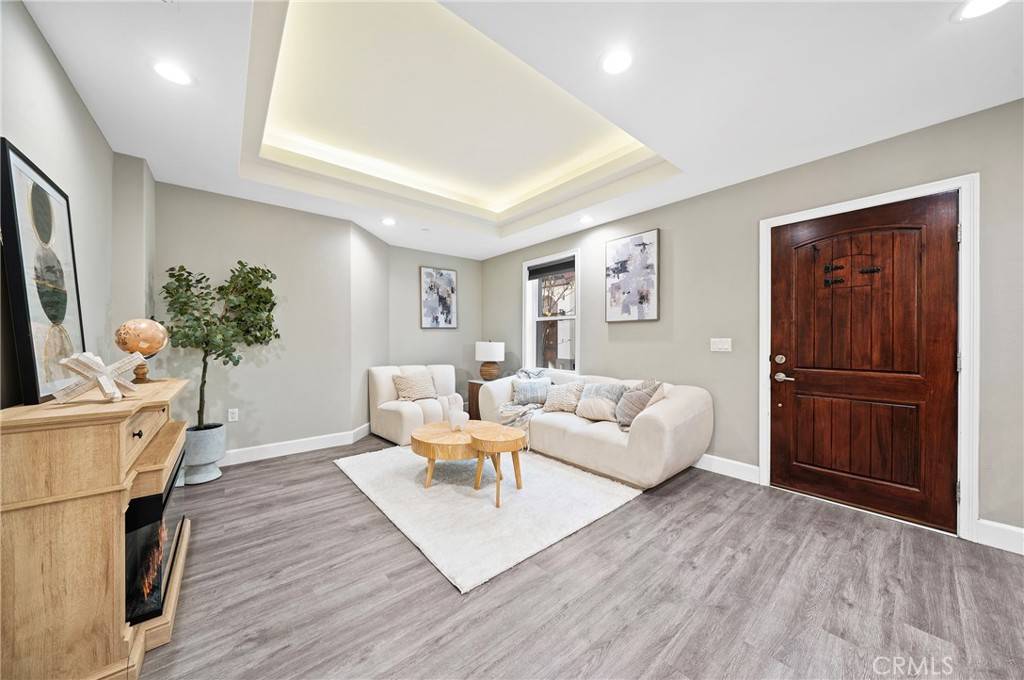 Monterey Park, CA 91755,432 s Alhambra #E