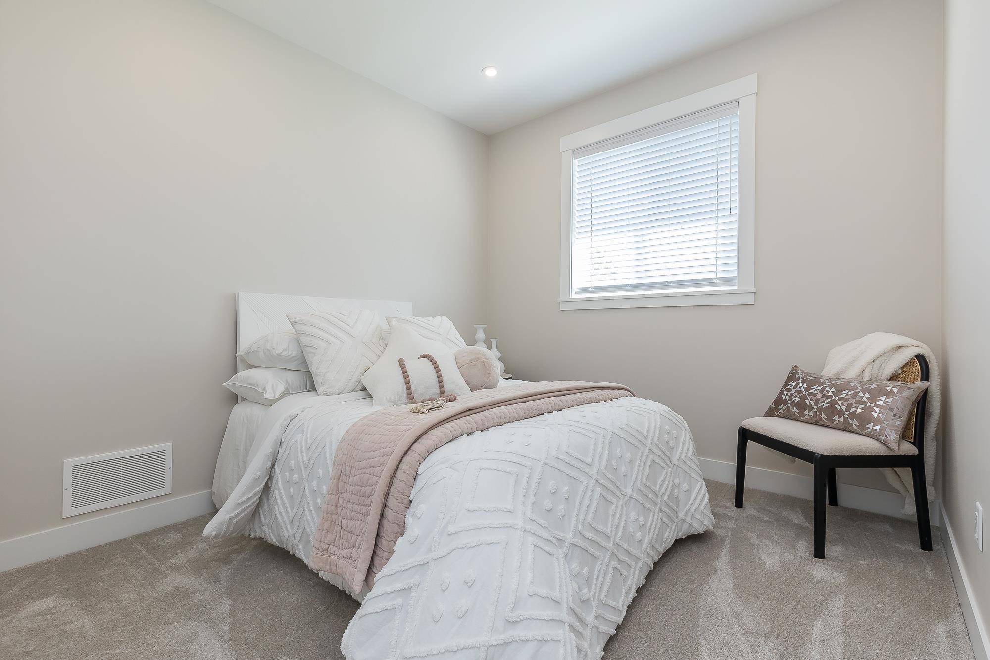 Chilliwack, BC V2R 6A7,6211 Chilliwack River RD #63