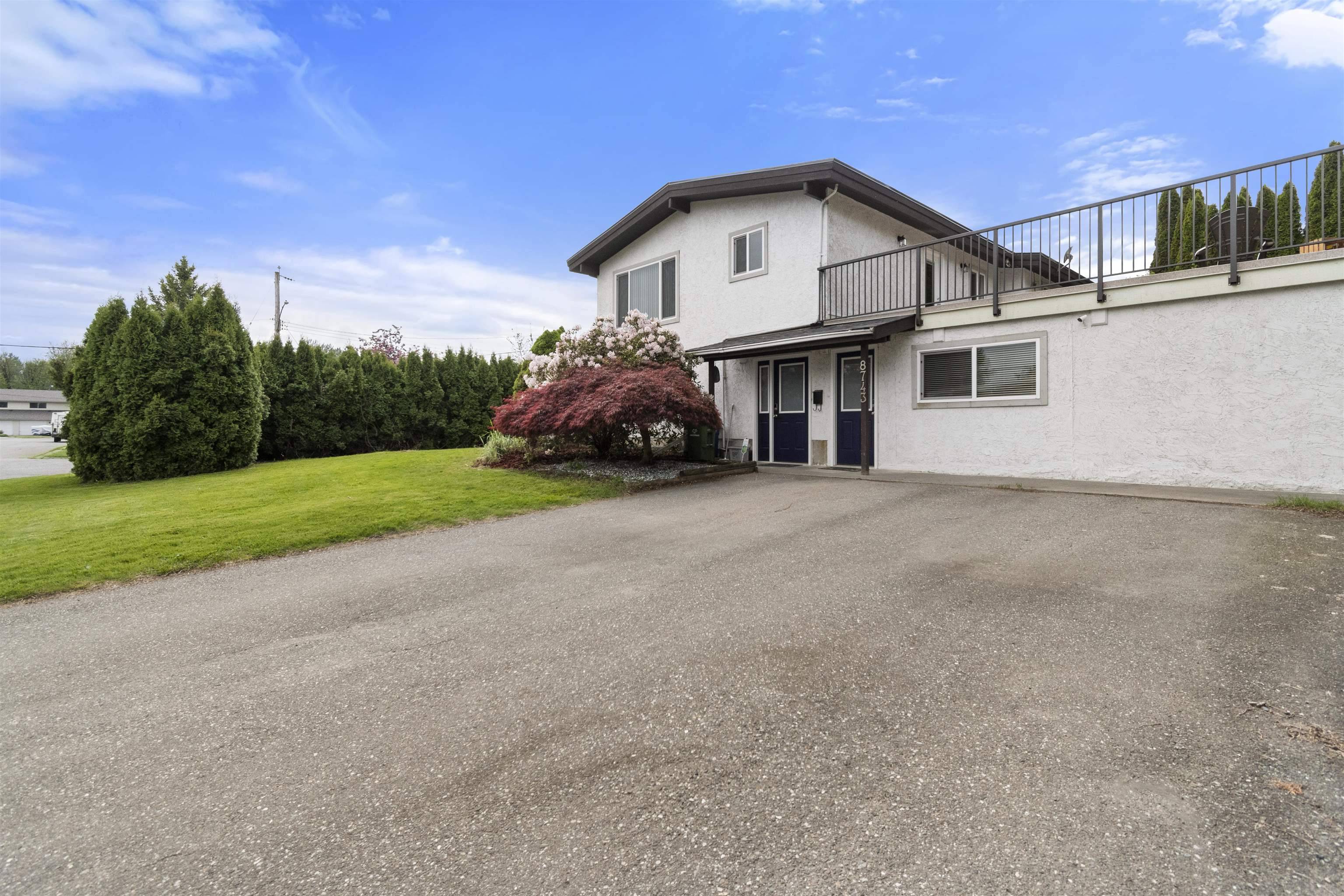 Chilliwack, BC V2P 6V9,8743 Vicars ST