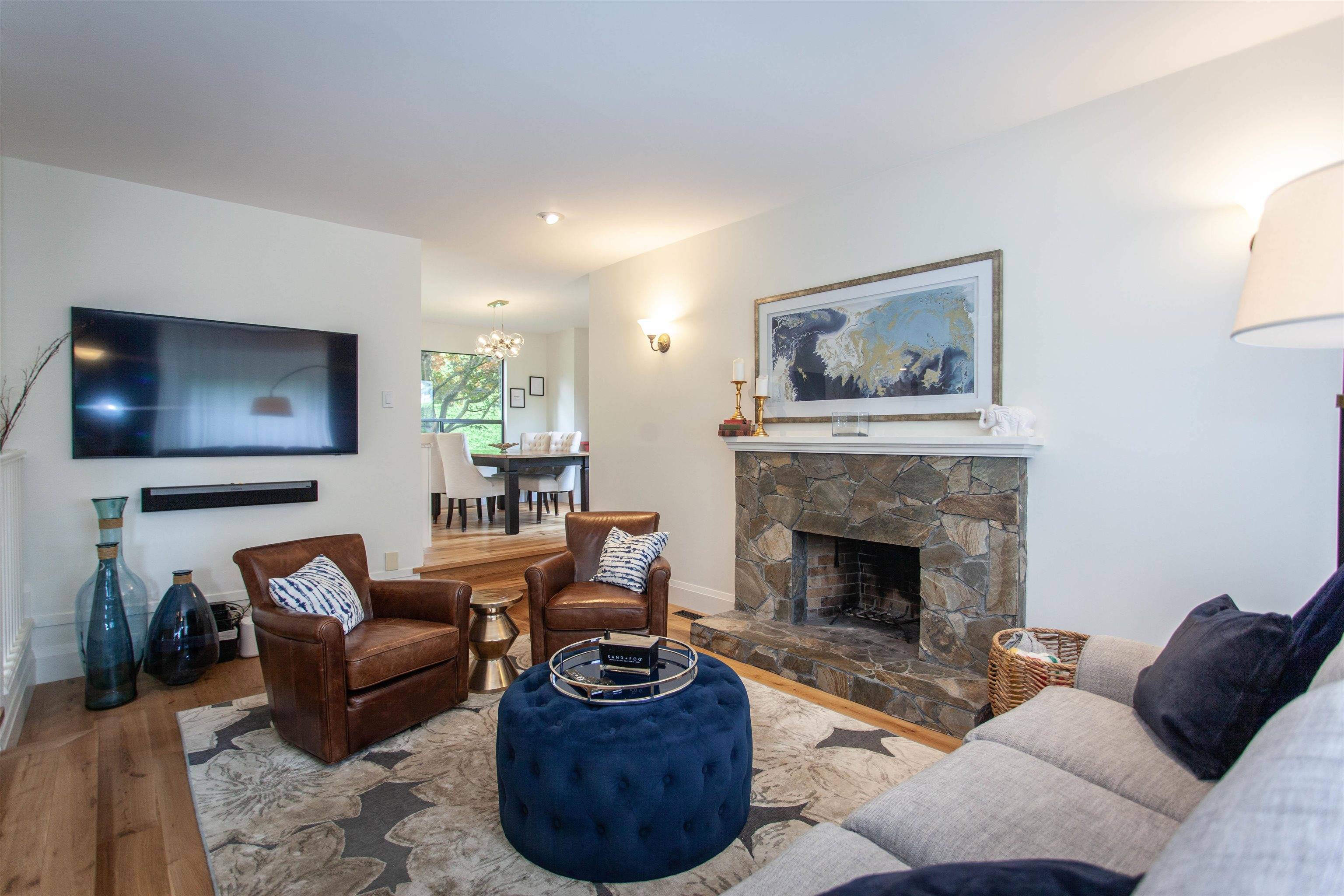 Surrey, BC V4A 7Y2,1746 Summerhill PL