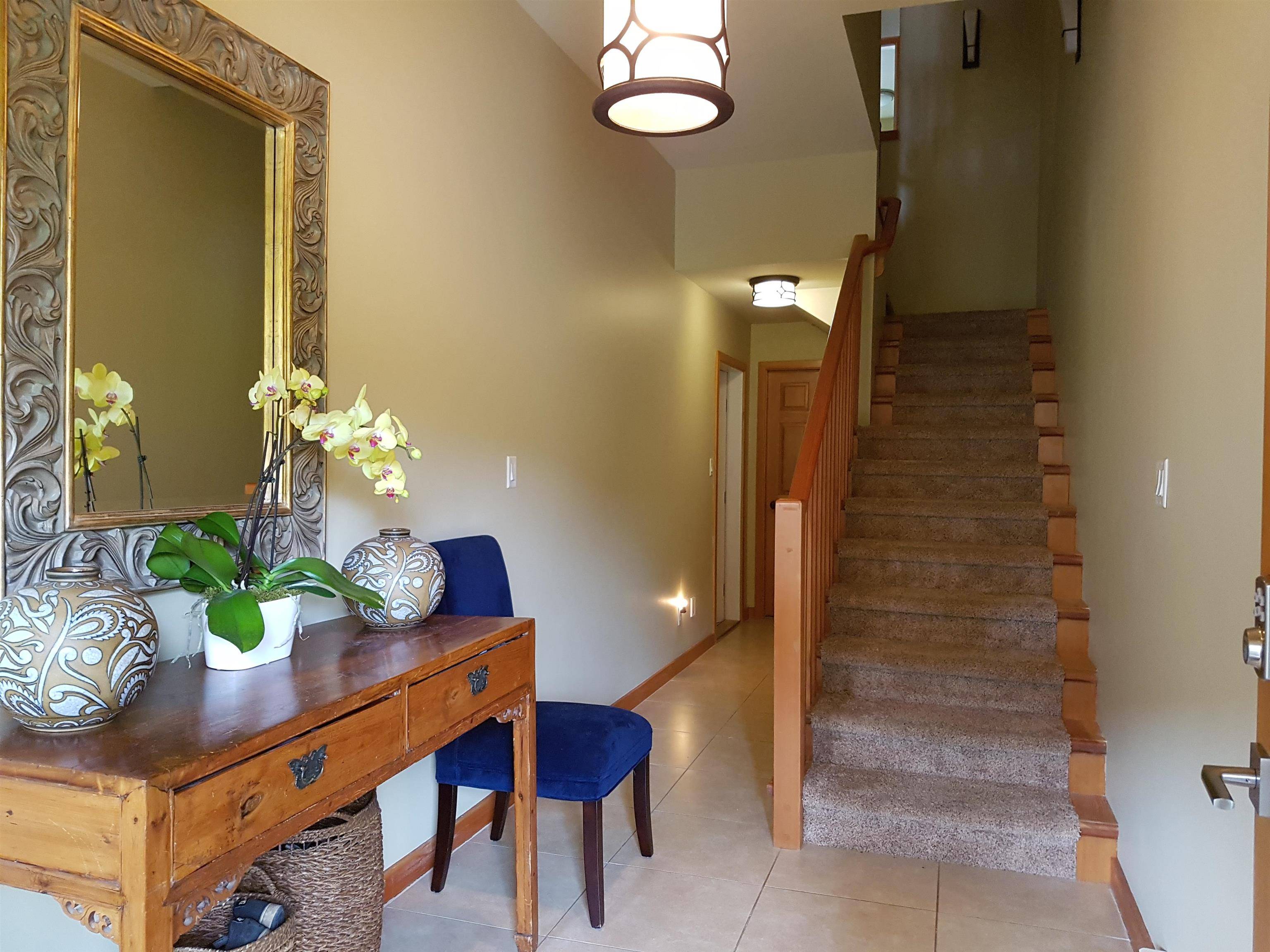 Salt Spring Island, BC V8K 2Y3,115 Upper Ganges RD #12