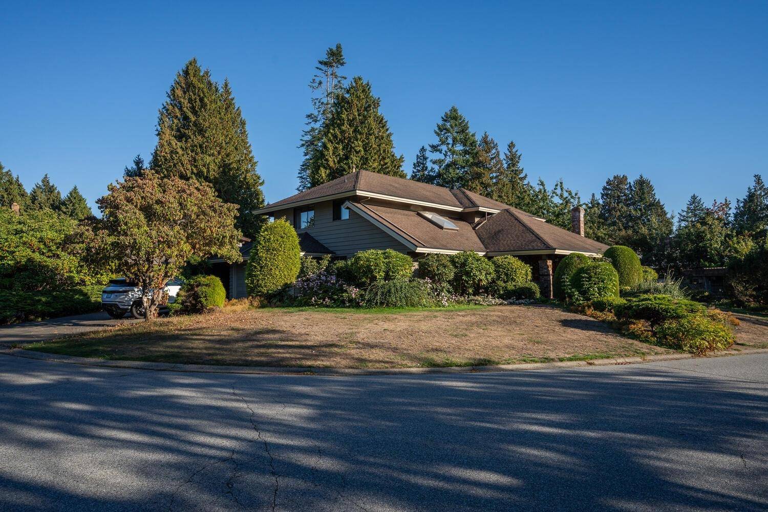 Tsawwassen, BC V4M 2K6,1202 Pacific DR