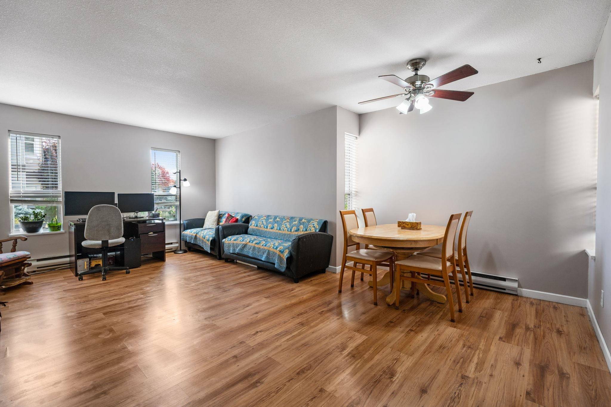 Abbotsford, BC V2S 3Z3,1750 Mckenzie RD #304