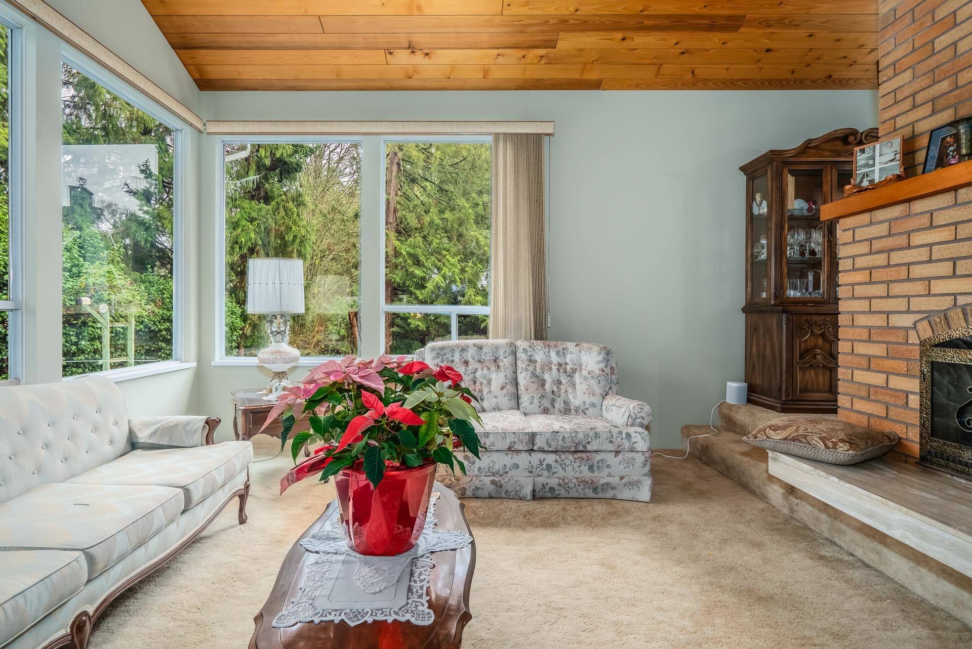 Maple Ridge, BC V4R 2J7,12614 Thornton PL