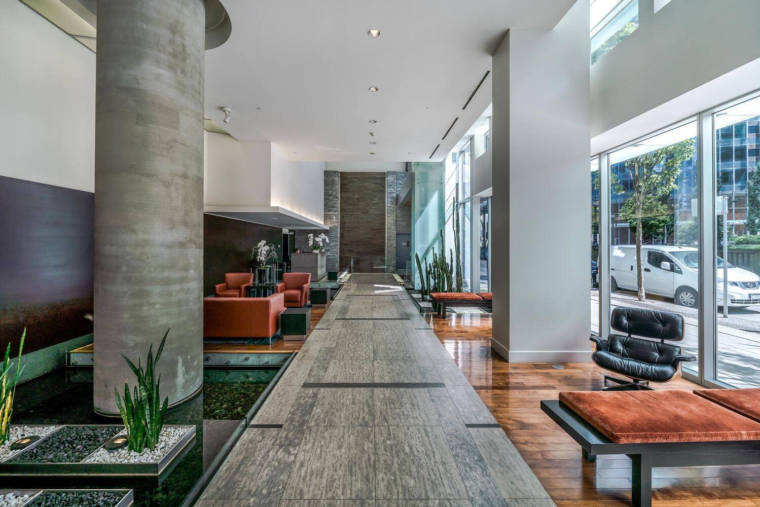 Vancouver, BC V6C 2C6,1077 W Cordova ST #3501