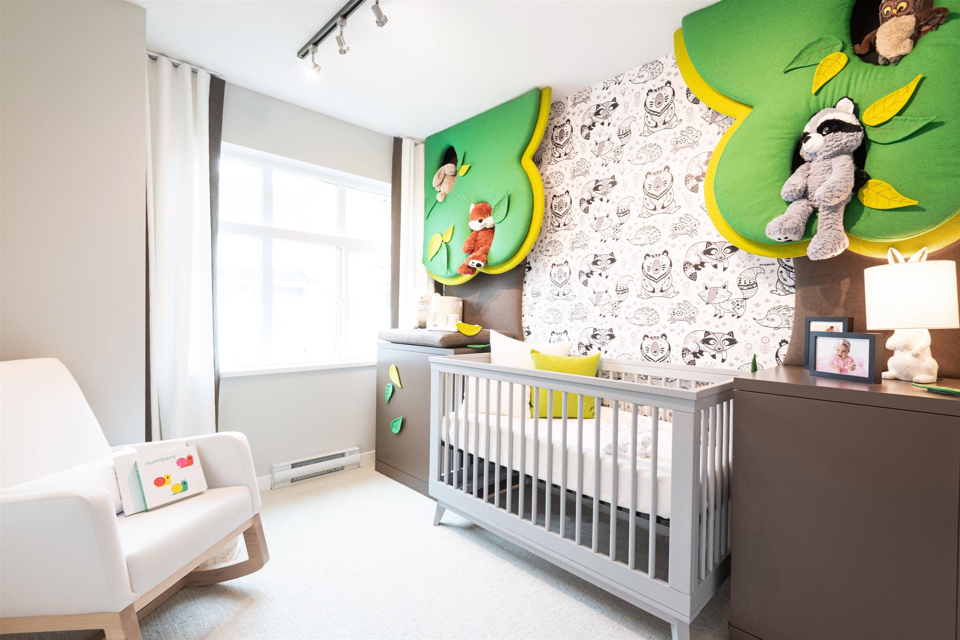 Maple Ridge, BC V2X 9H8,11280 Pazarena PL #1100