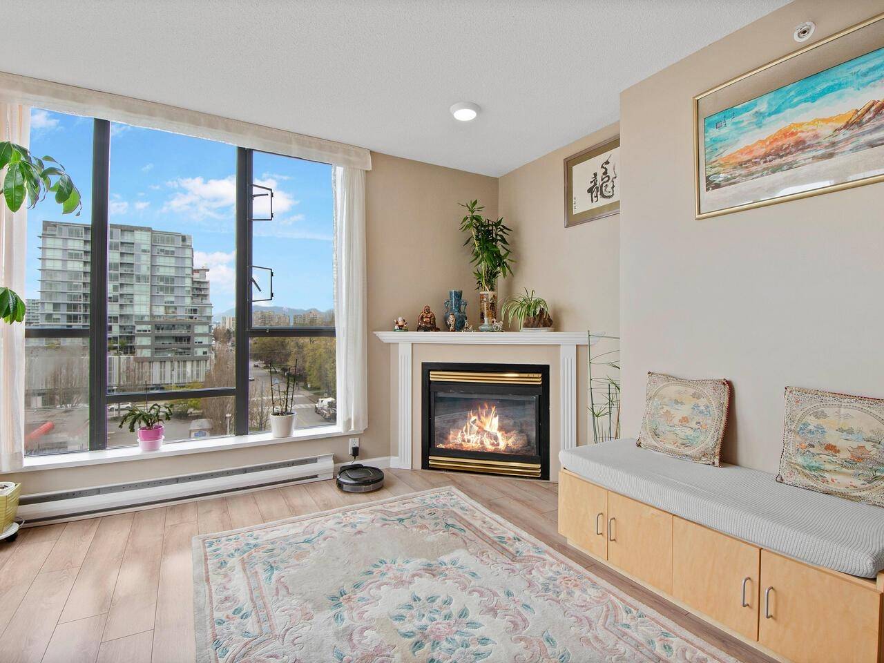 Richmond, BC V6Y 4G1,8180 Granville AVE #802