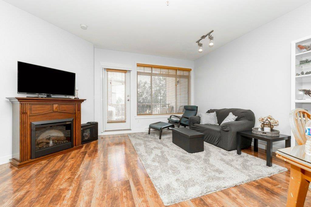 Maple Ridge, BC V2X 6P6,11887 Burnett ST #303