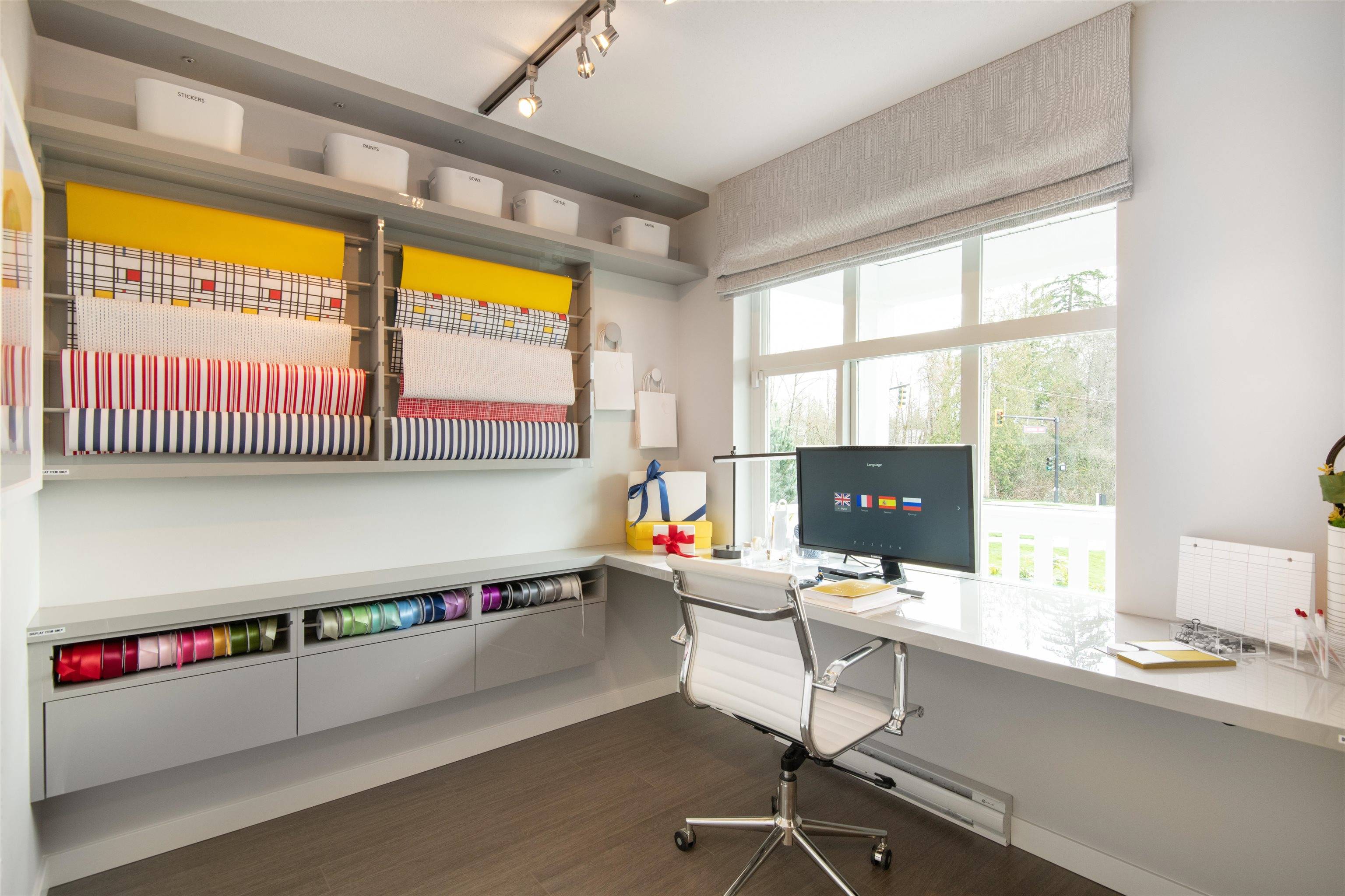 Maple Ridge, BC V2X 4K9,11295 Pazarena PL #102