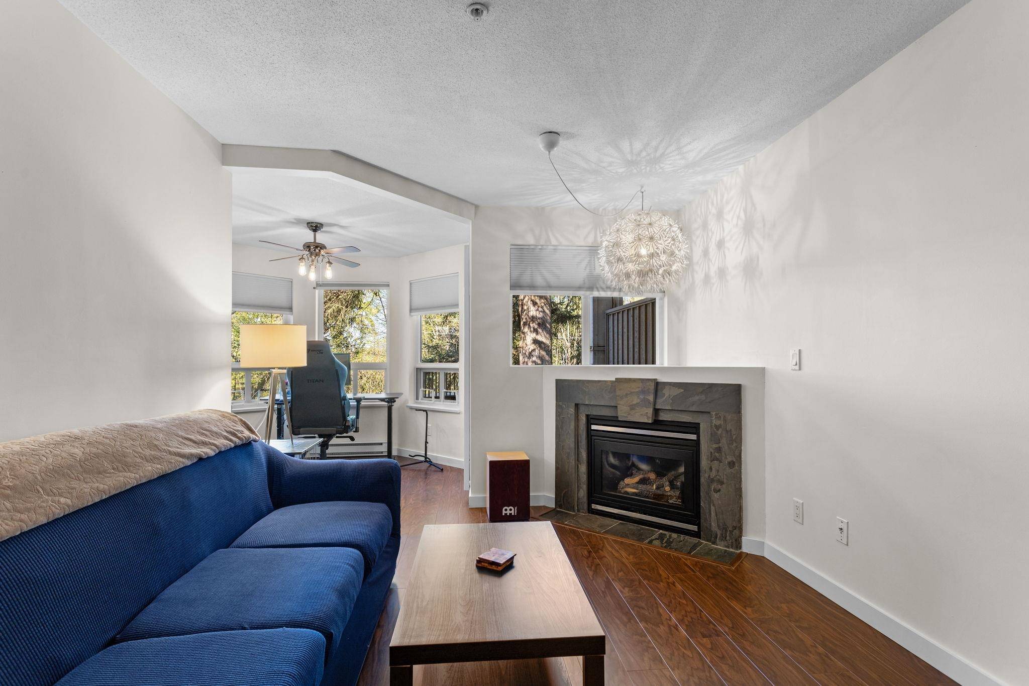 Burnaby, BC V5E 4M8,7383 Griffiths DR #307