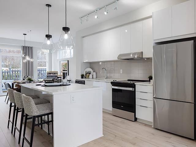 Maple Ridge, BC V2X 9H8,11280 Pazarena PL #1118