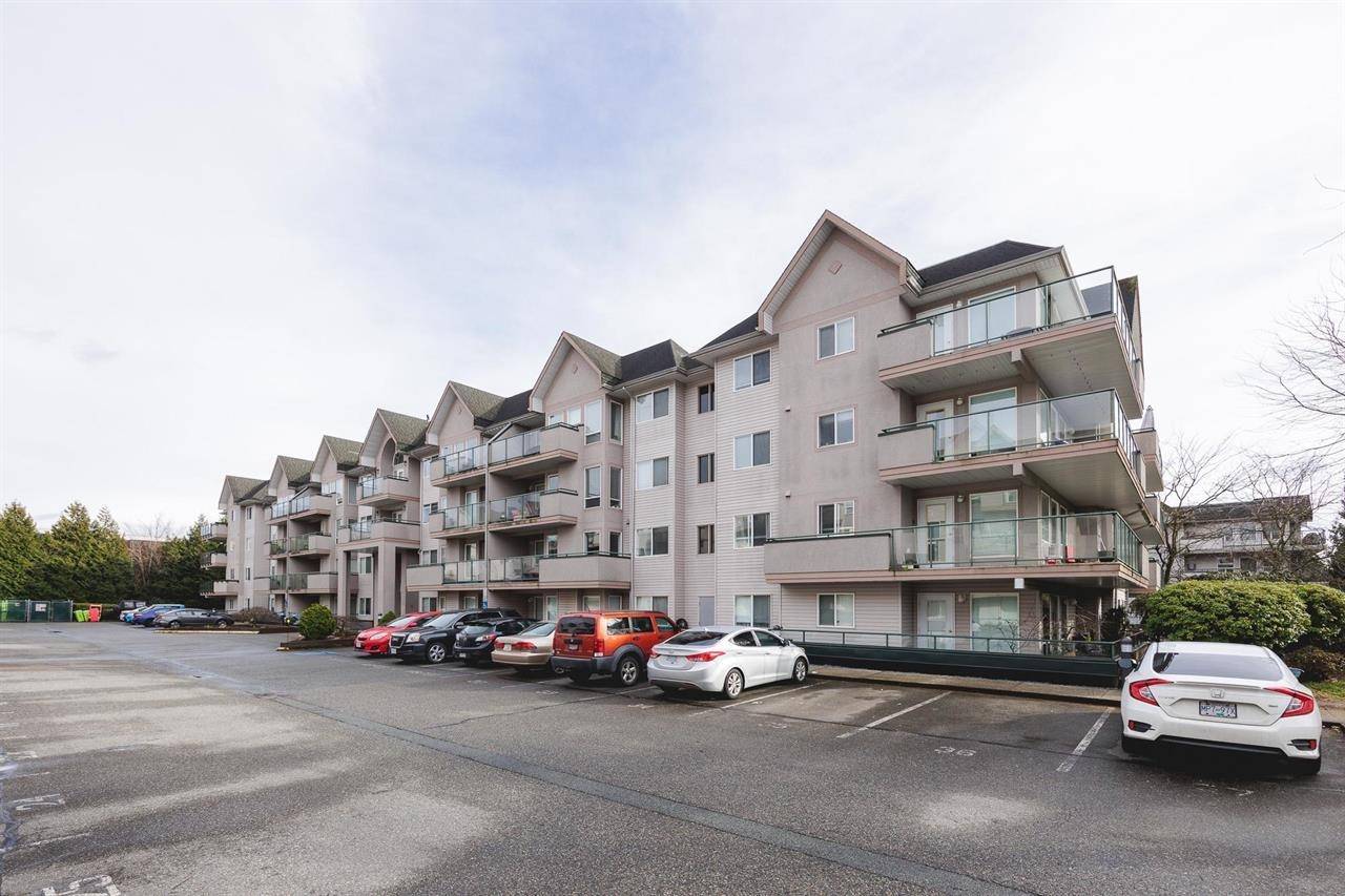 Abbotsford, BC V2S 8J4,33728 King RD #207