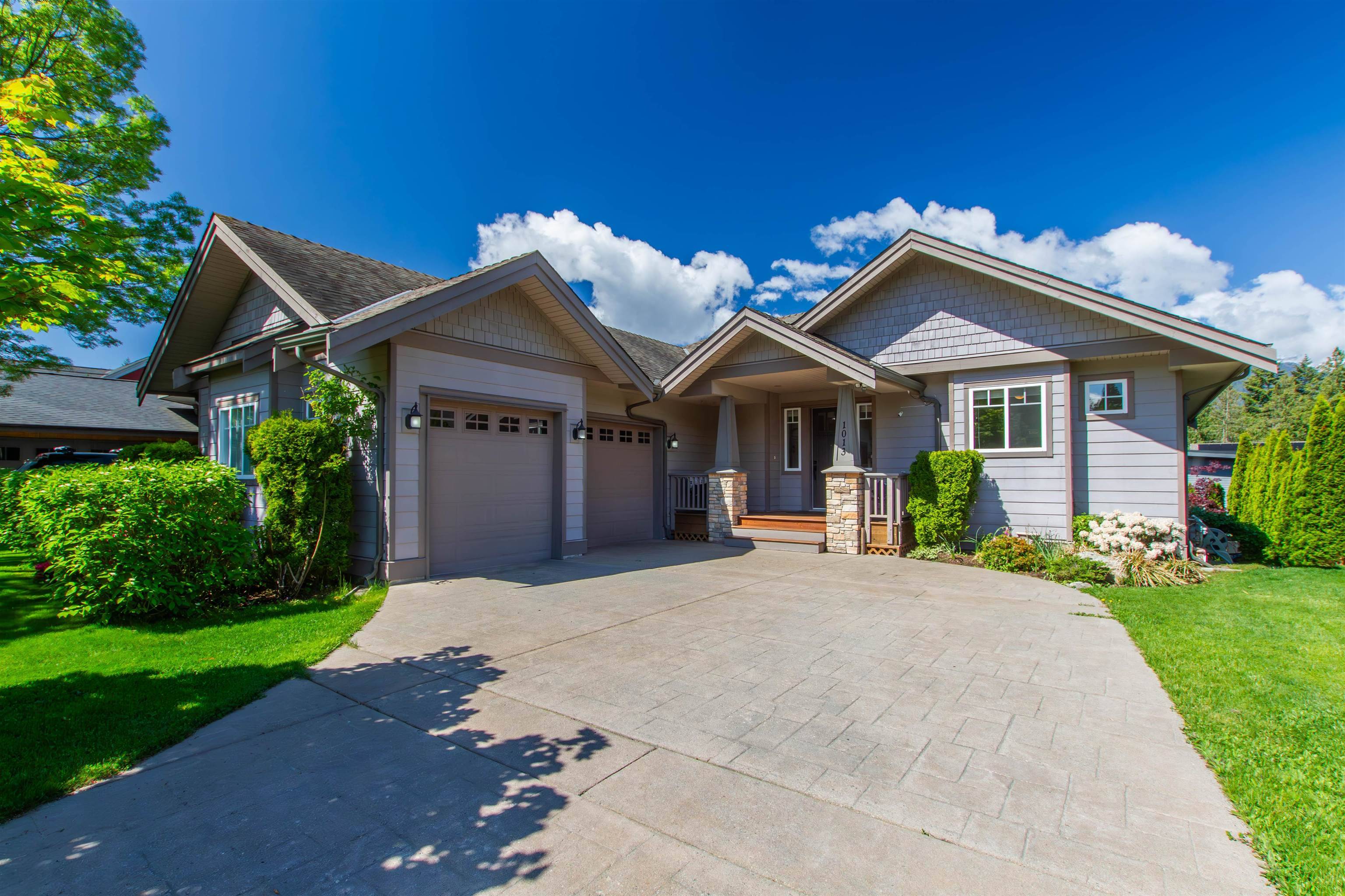 Squamish, BC V8B 0P4,1013 Condor PL