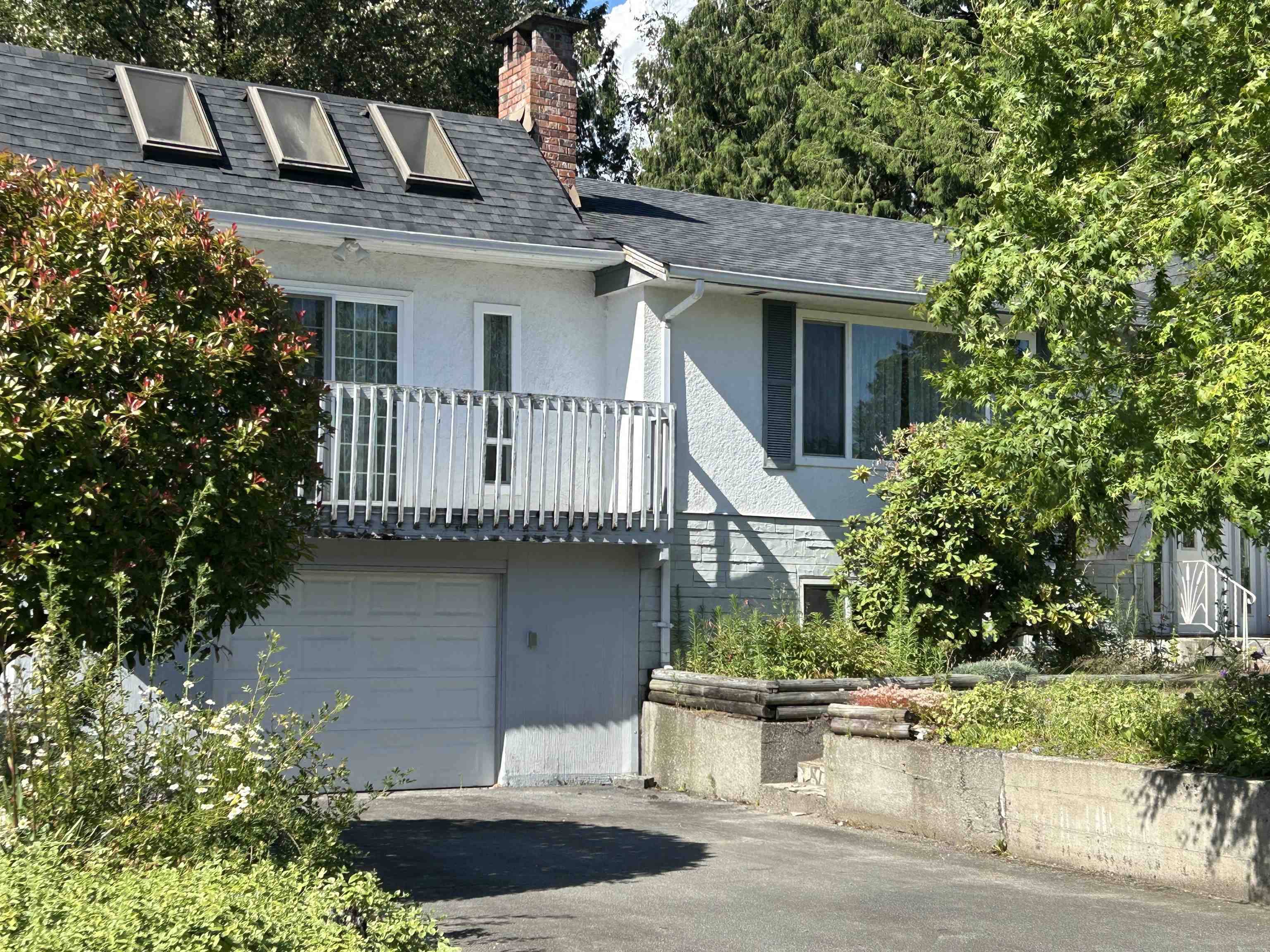 Port Coquitlam, BC V3B 1G6,1351 Larkspur DR