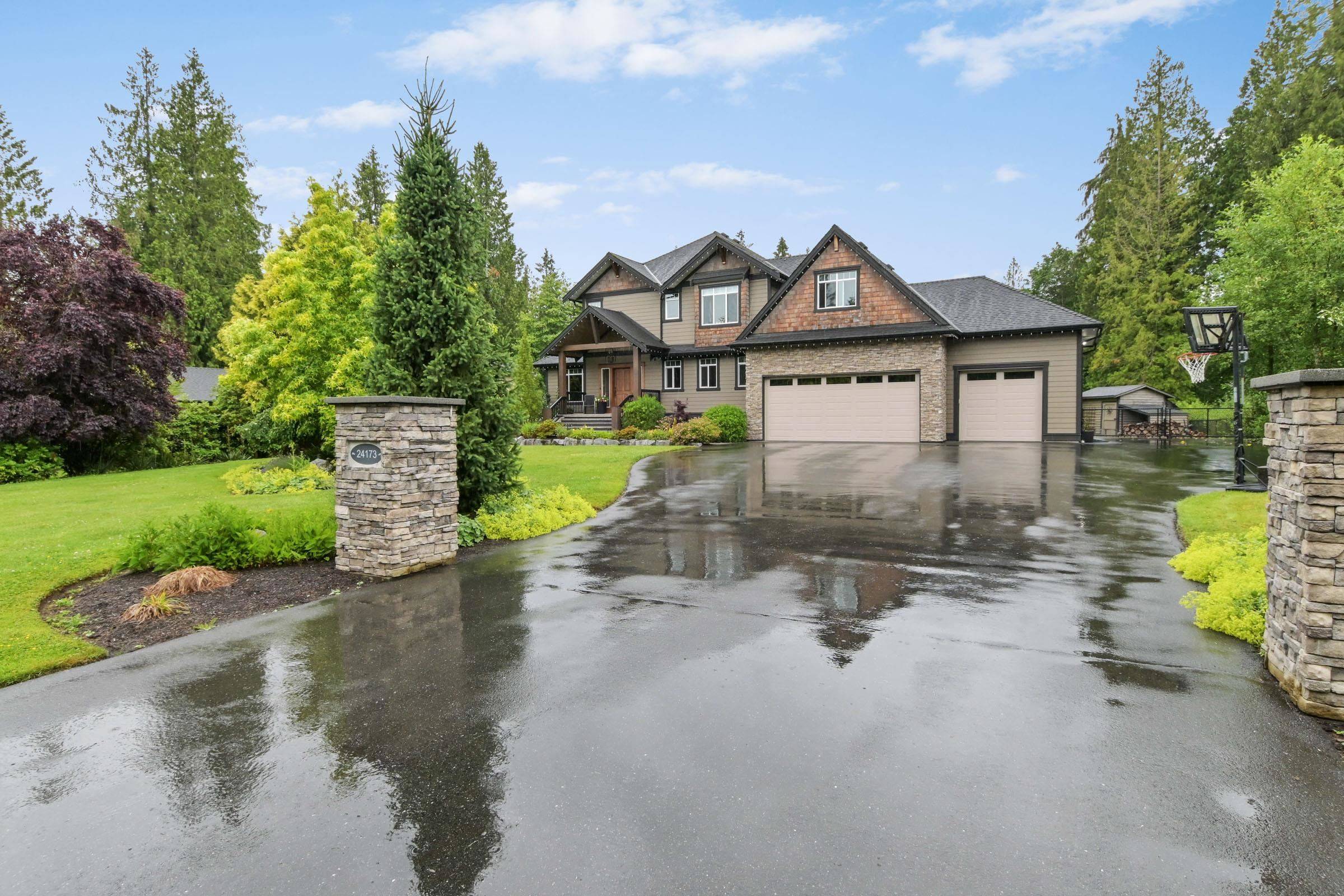 Maple Ridge, BC V4R 1N3,24173 124 AVE