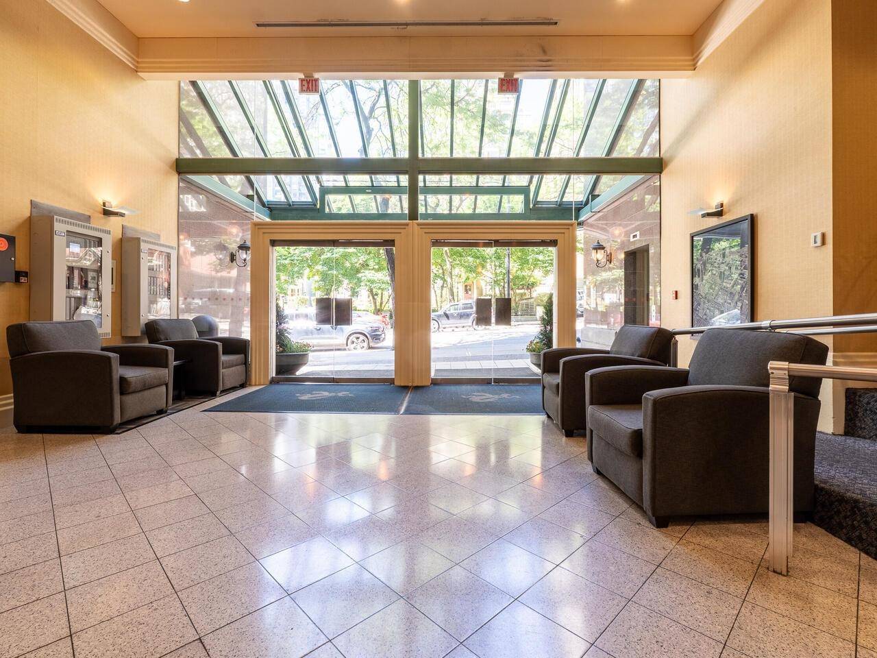Vancouver, BC V6B 6A2,838 Hamilton ST #1009