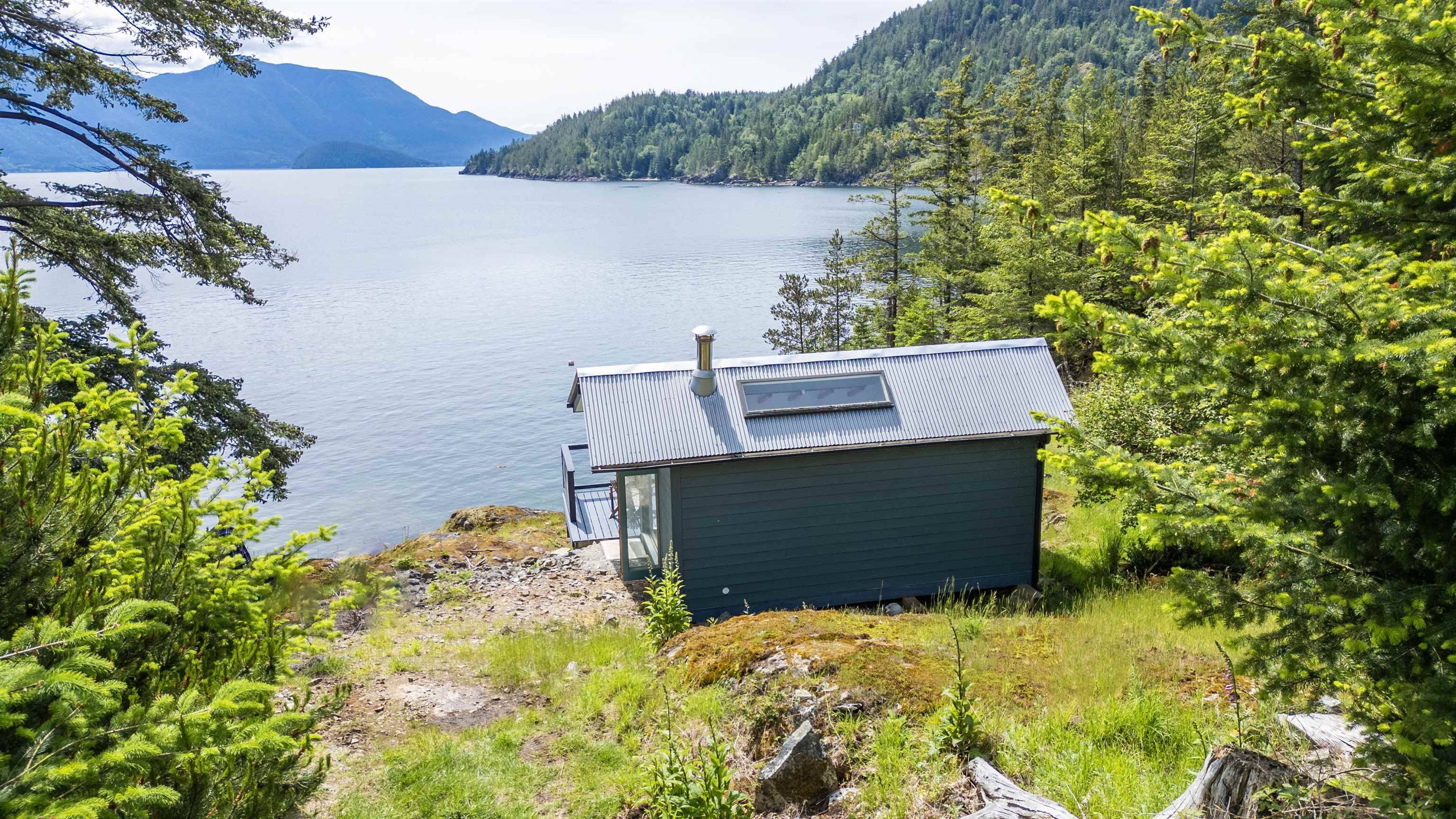 Gambier Island, BC V0N 1V0,LOT 8 Brigade Bay