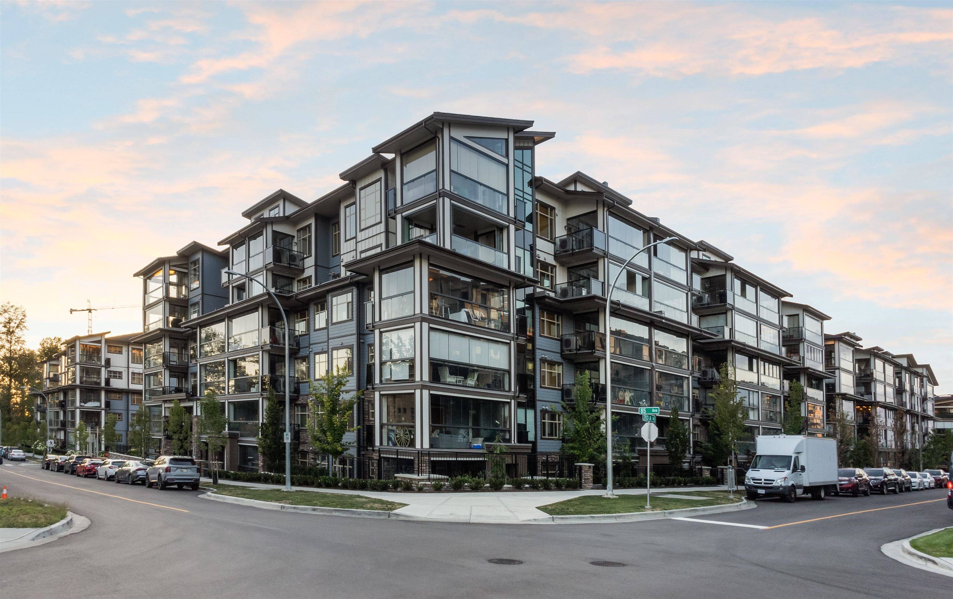 Langley, BC V2Y 3R1,20367 85 AVE #110