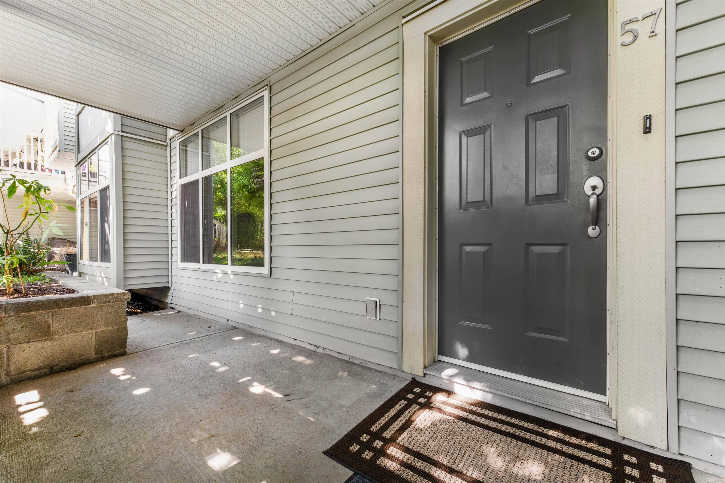 Burnaby, BC V3N 1T5,7128 Stride AVE #57