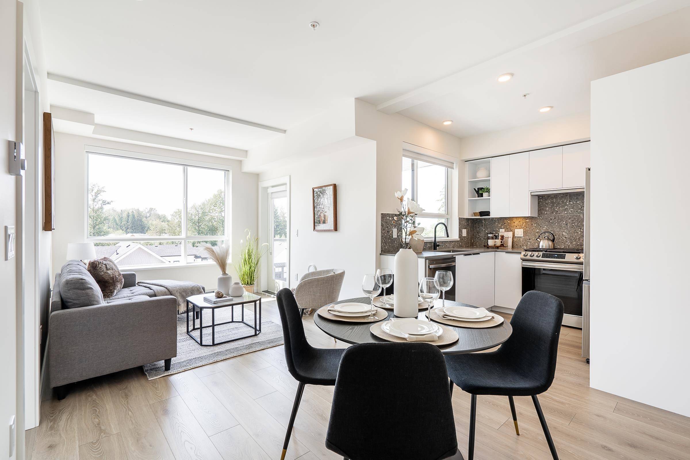 Langley, BC V2Y 3X1,7920 206 ST #417