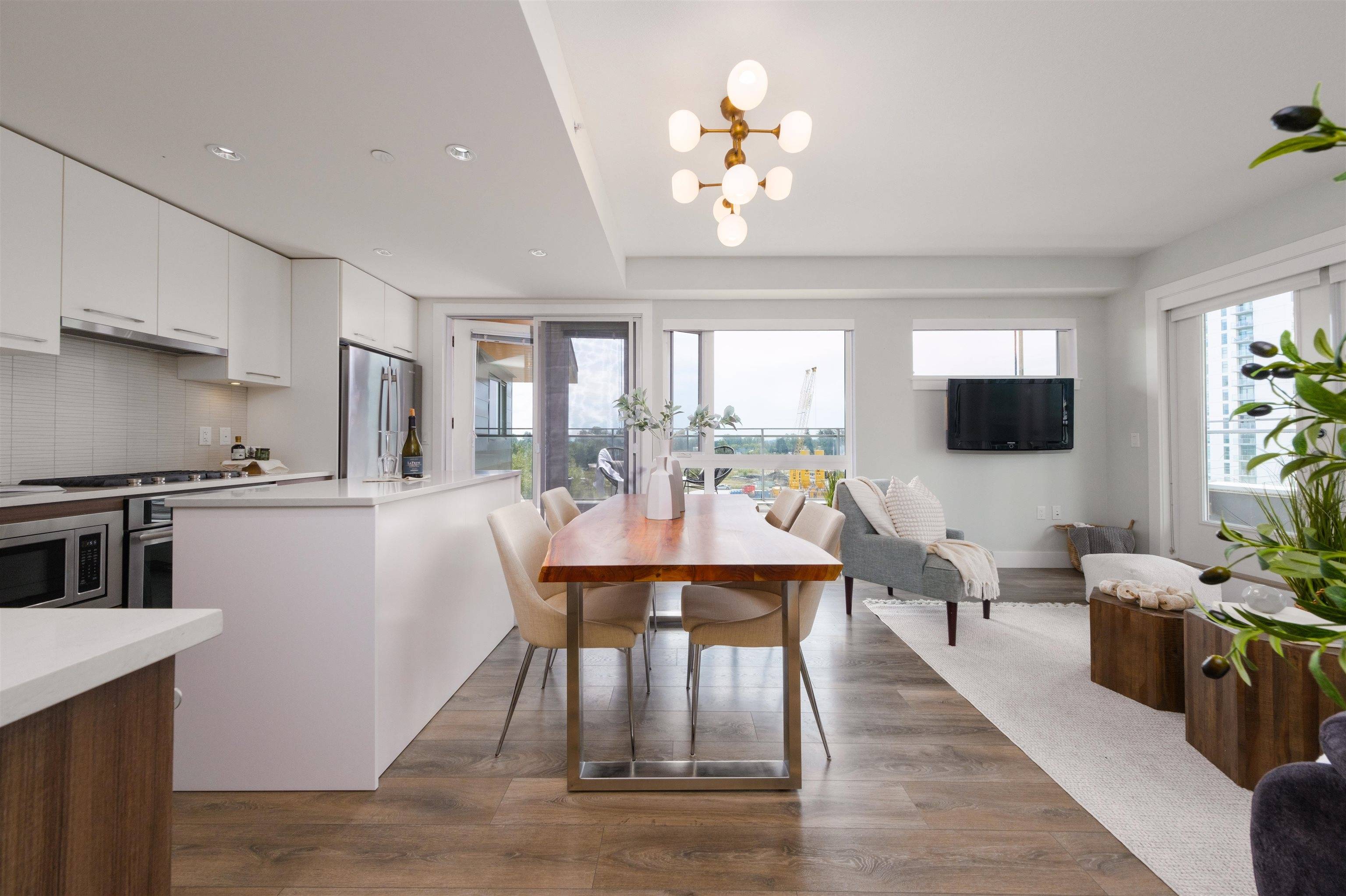 Vancouver, BC V5S 0B9,8580 River District XING #703