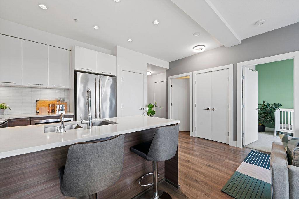 Vancouver, BC V5S 0C7,3488 Sawmill CRES #703