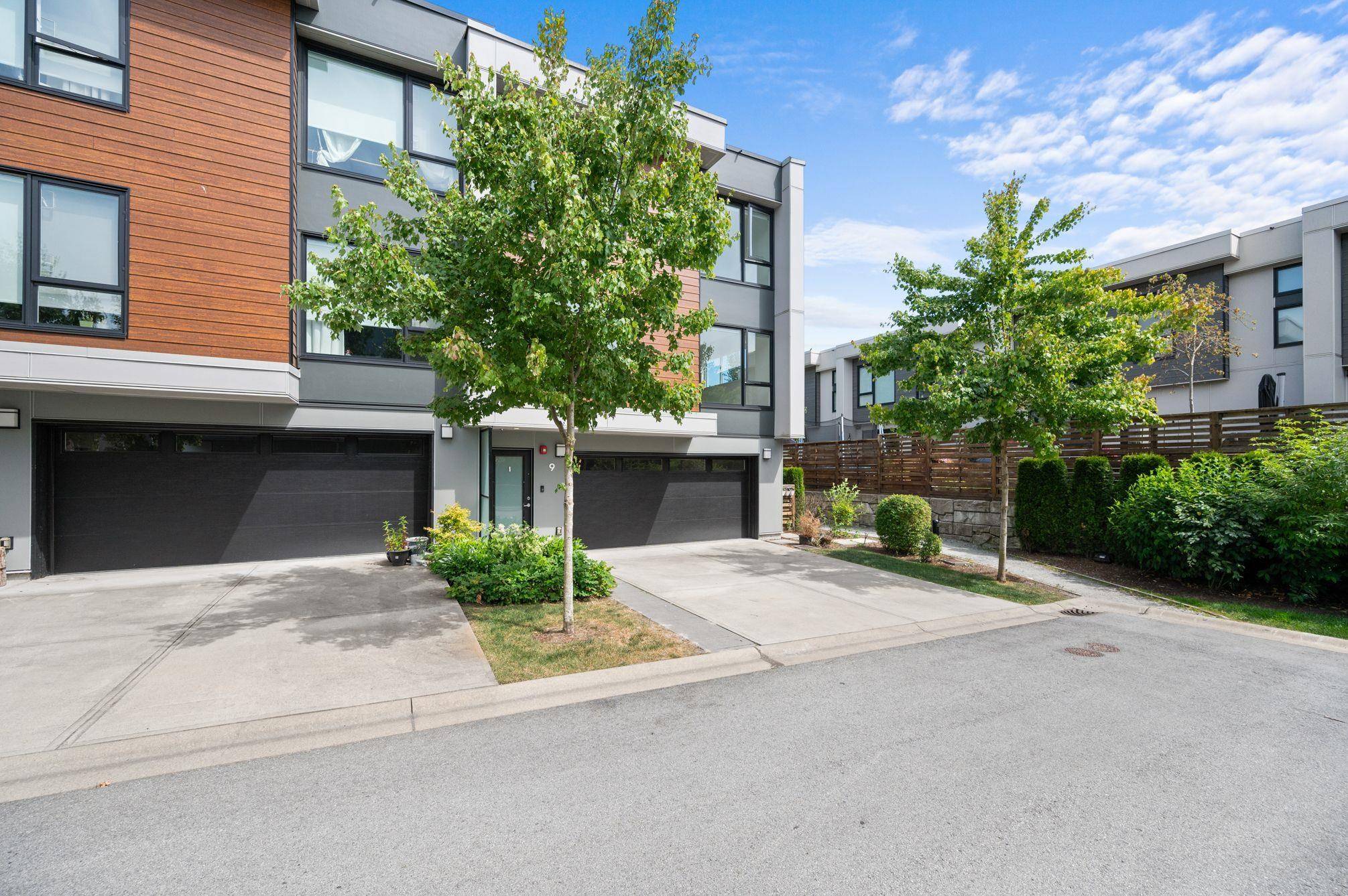 North Vancouver, BC V7G 0B2,3597 Malsum DR #9