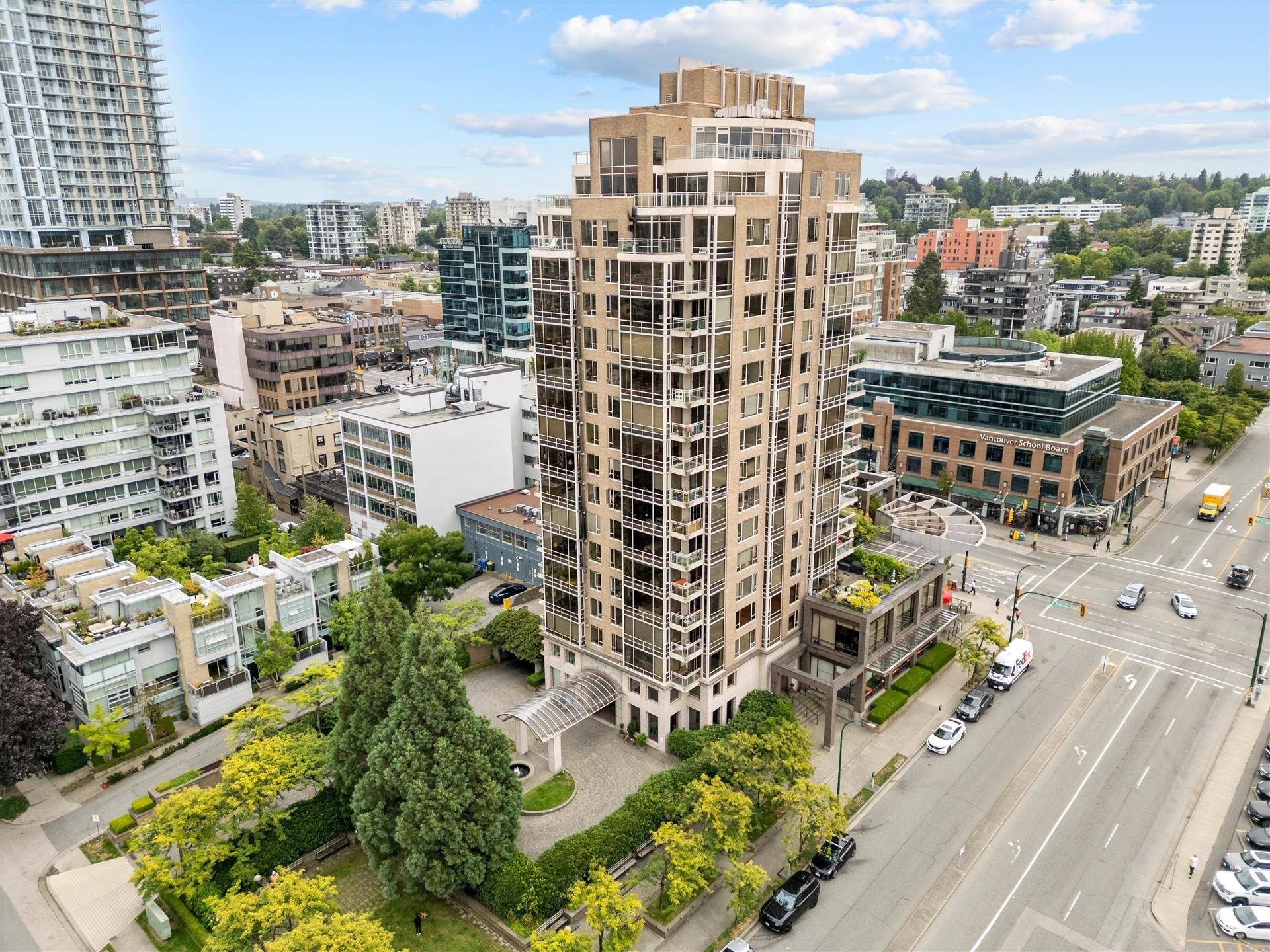 Vancouver, BC V6J 4R8,1590 W 8th AVE #403