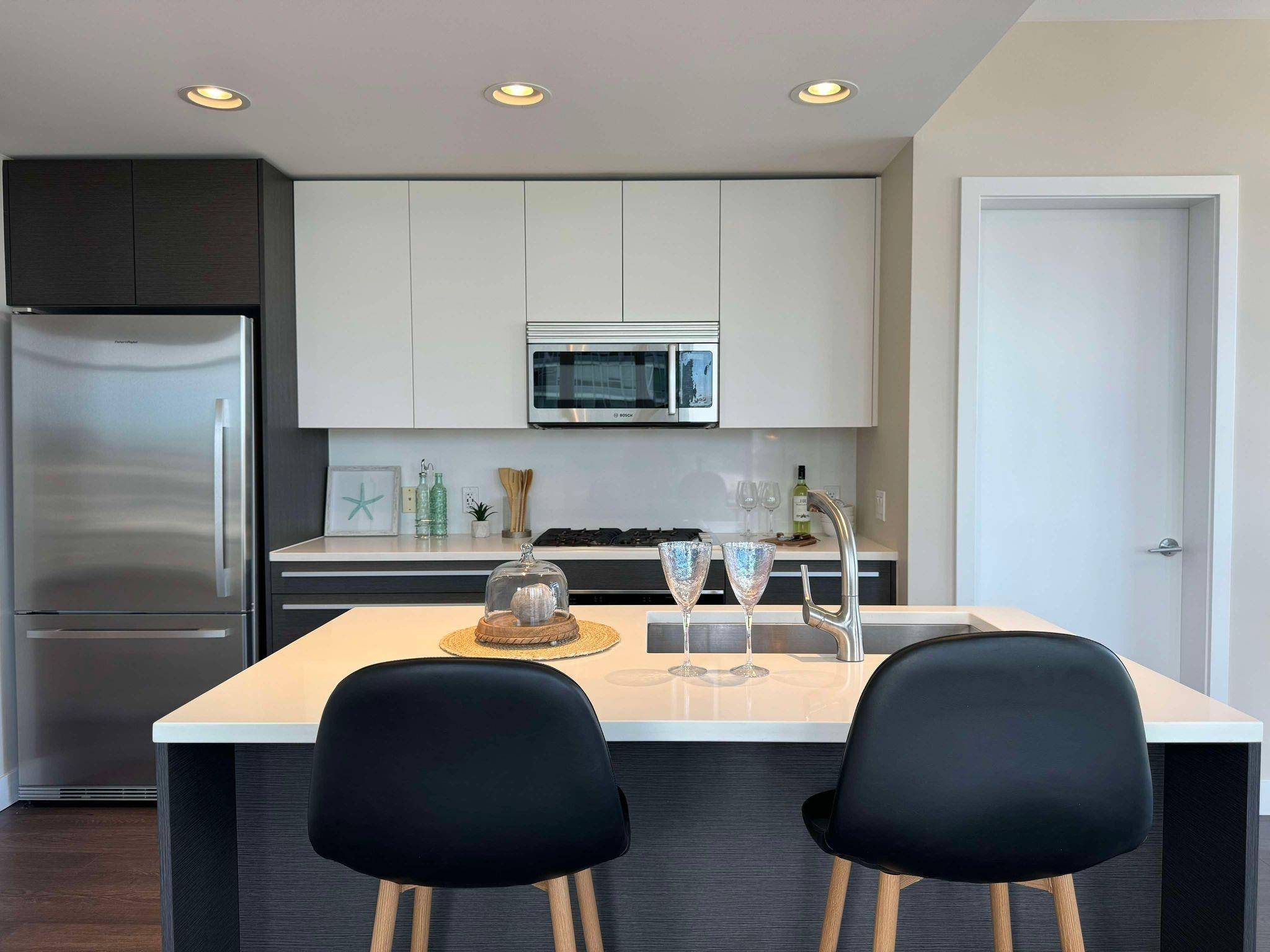 Burnaby, BC V5C 0H8,2008 Rosser AVE #1304