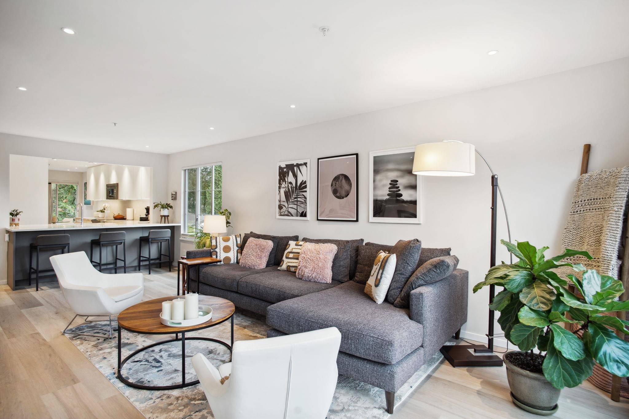 North Vancouver, BC V7H 2X7,1050 Bowron CT #401