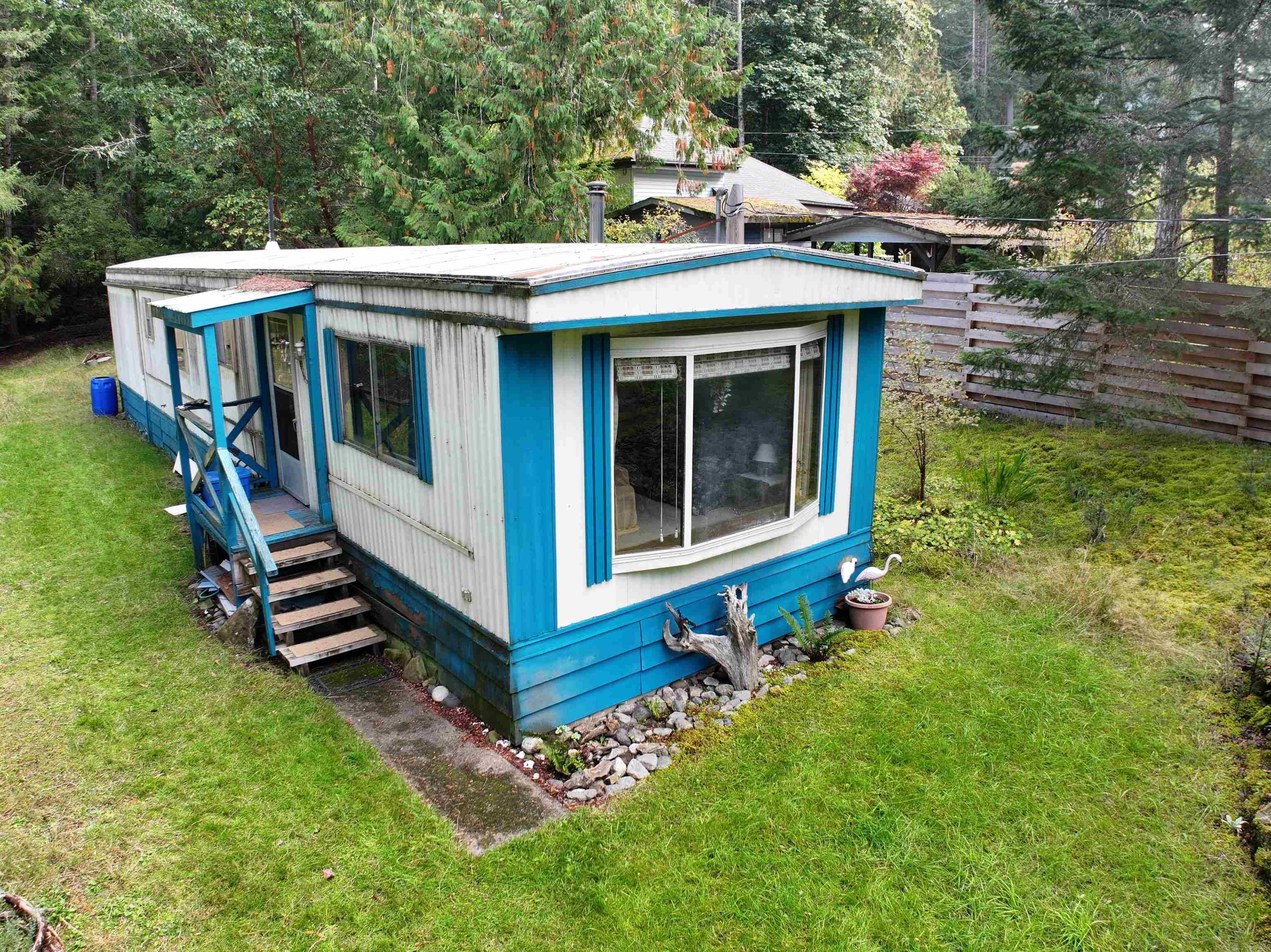 Mayne Island, BC V0N 2J1,712 Charter RD