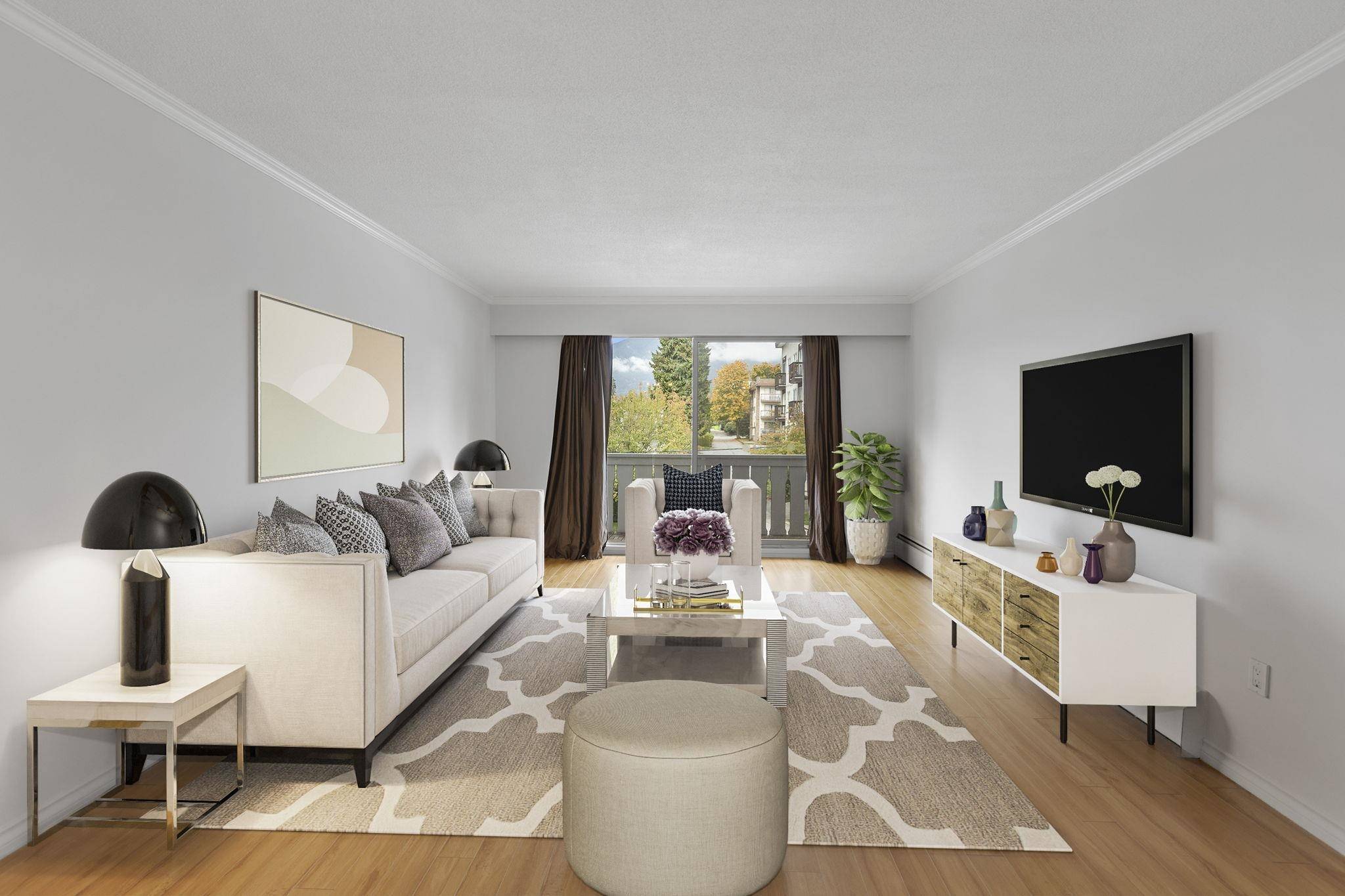 North Vancouver, BC V7M 2N1,1345 Chesterfield AVE #209