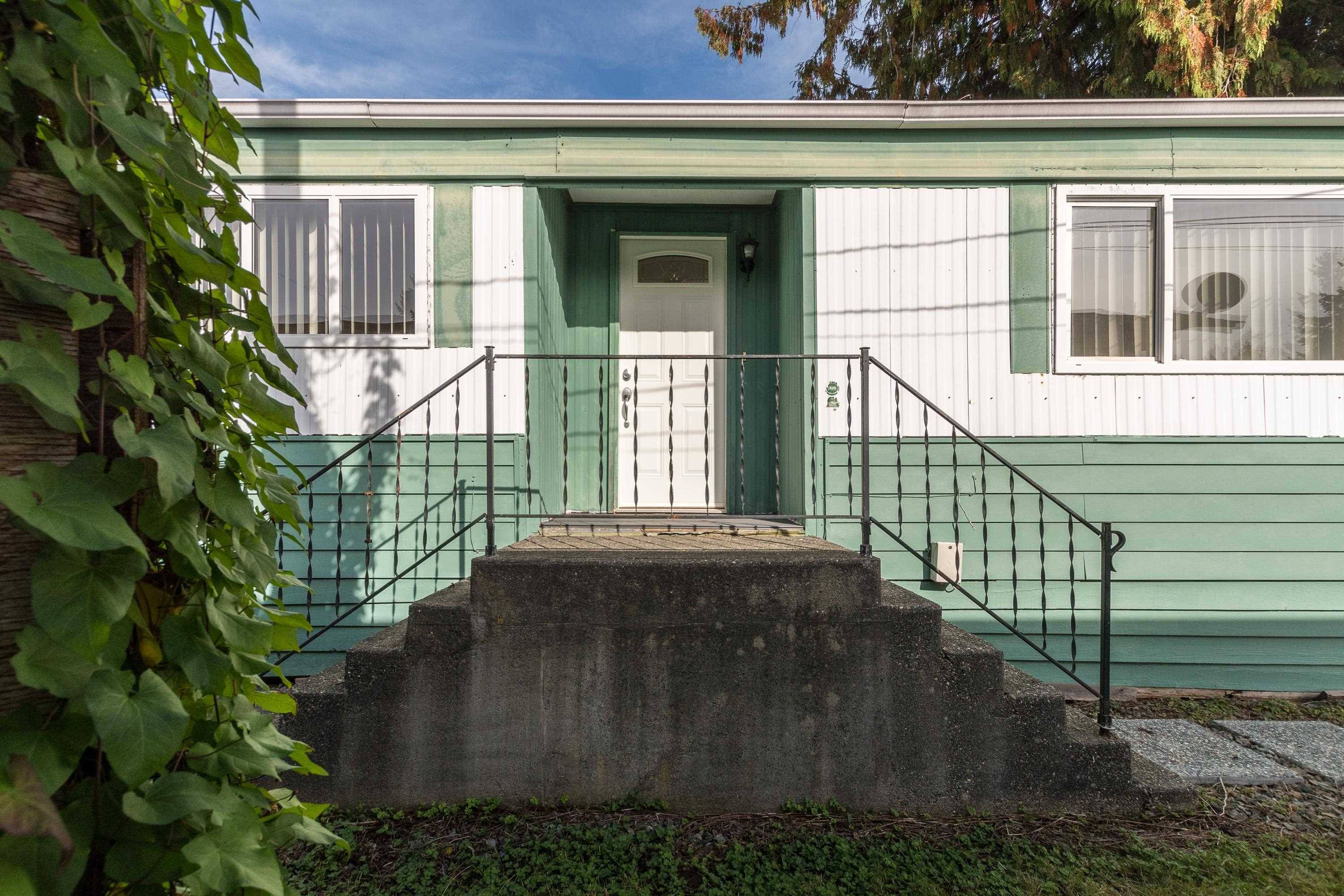 Abbotsford, BC V2T 6A8,2161 Oakridge CRES