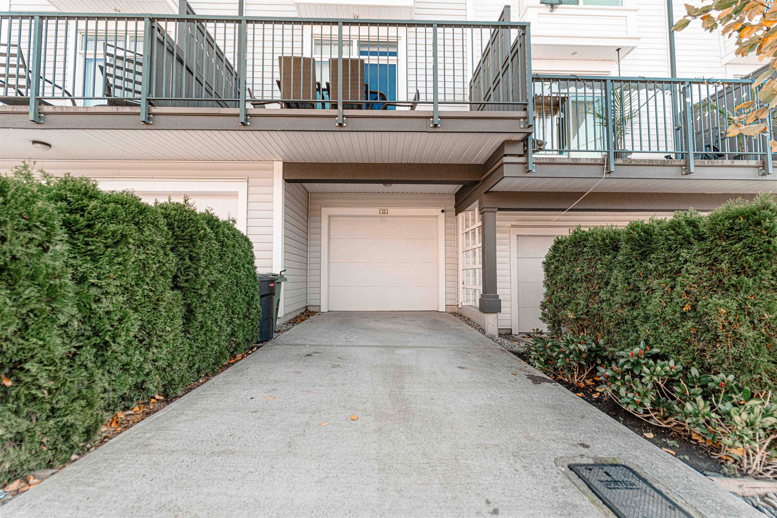 Abbotsford, BC V2T 0J1,2838 Livingstone AVE #12