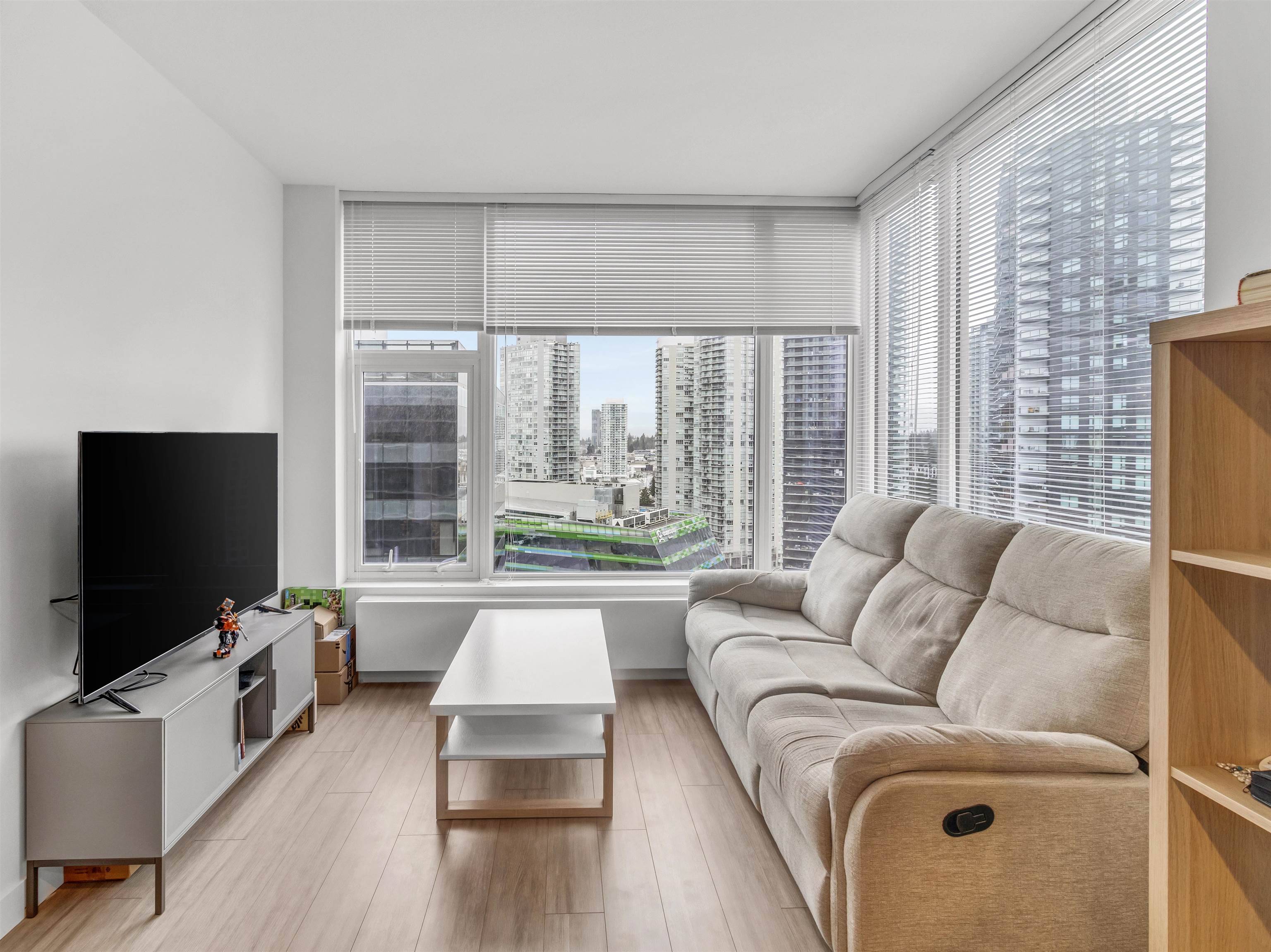 Surrey, BC V3T 0P7,13615 Fraser HWY #2009