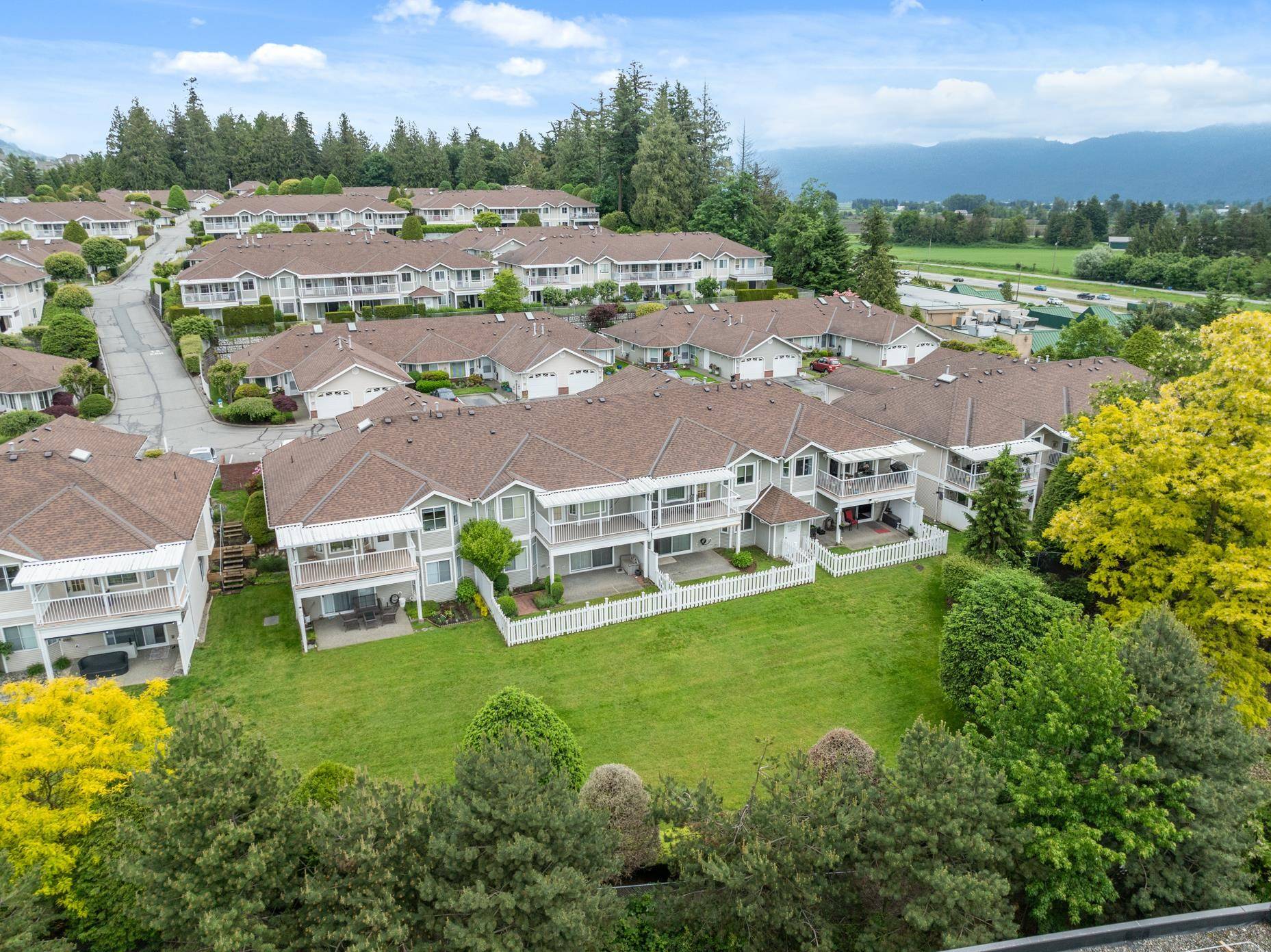 Abbotsford, BC V3G 1K6,1973 Winfield DR #75