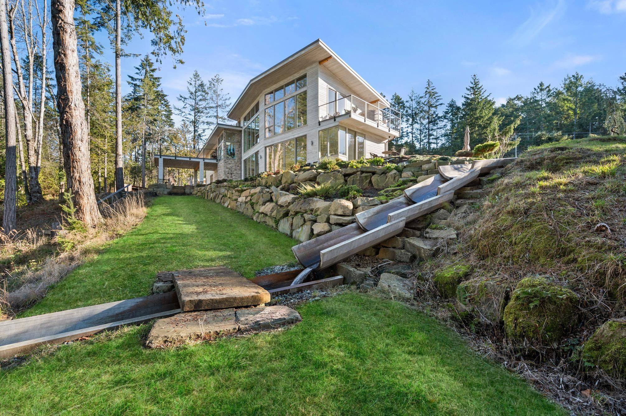 Salt Spring Island, BC V8K 1E7,820 Sunset DR