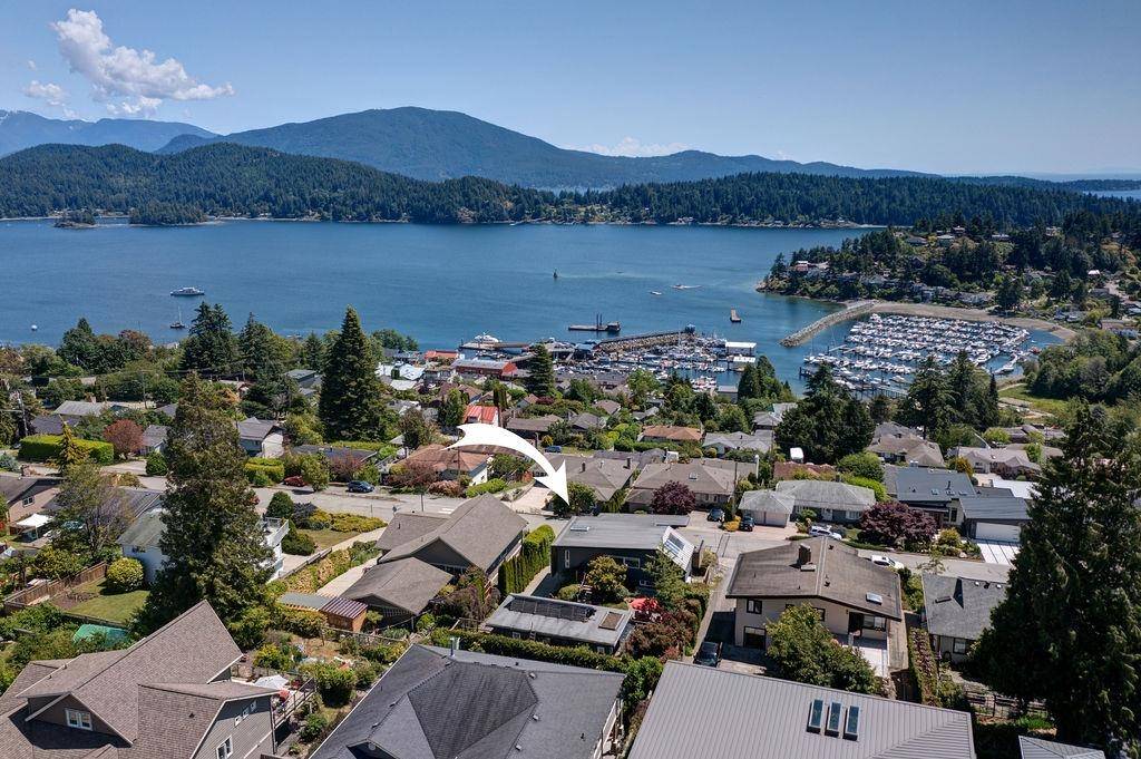 Sechelt, BC V0N 1V0,537 Abbs RD