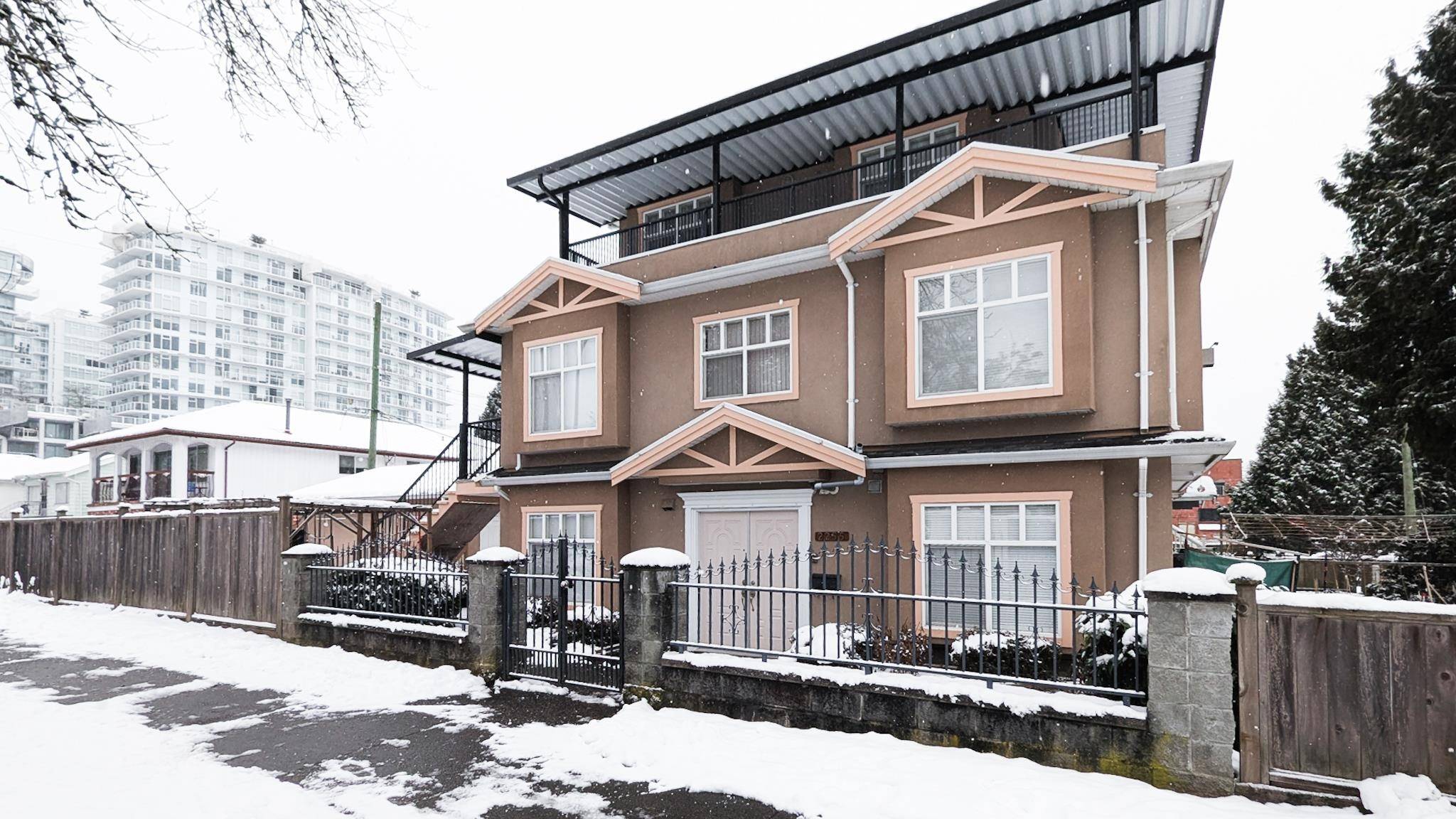 Vancouver, BC V5N 3A8,2255 E 30th AVE