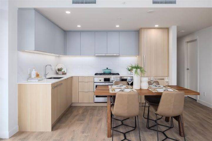 Coquitlam, BC V3K 0J1,318 Alderson AVE #3107