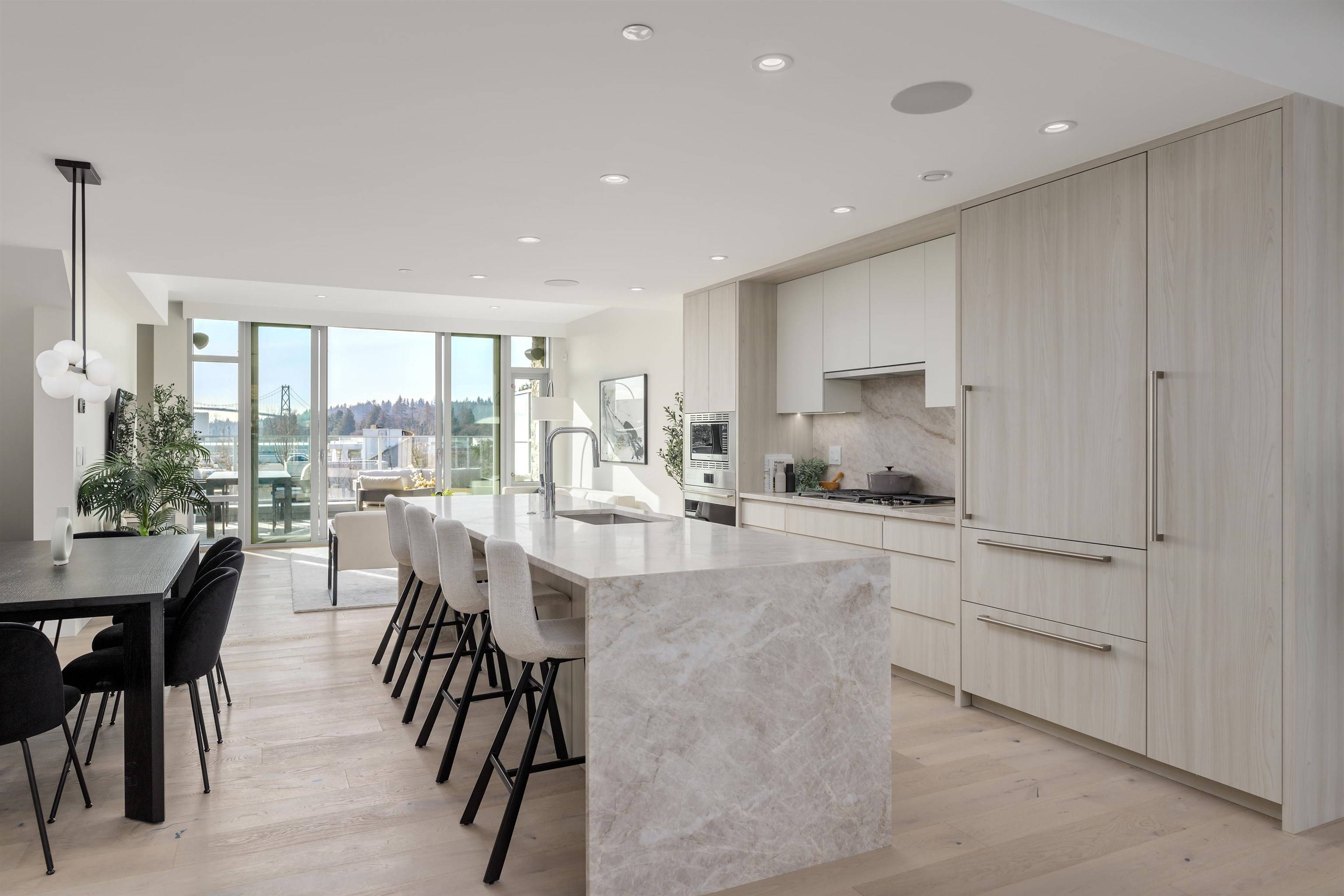 West Vancouver, BC V7T 0B8,796 Arthur Erickson PL