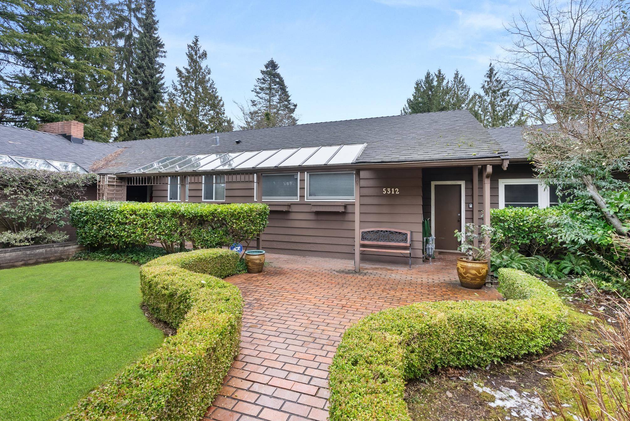 Vancouver, BC V6M 3R4,5312 Cypress ST